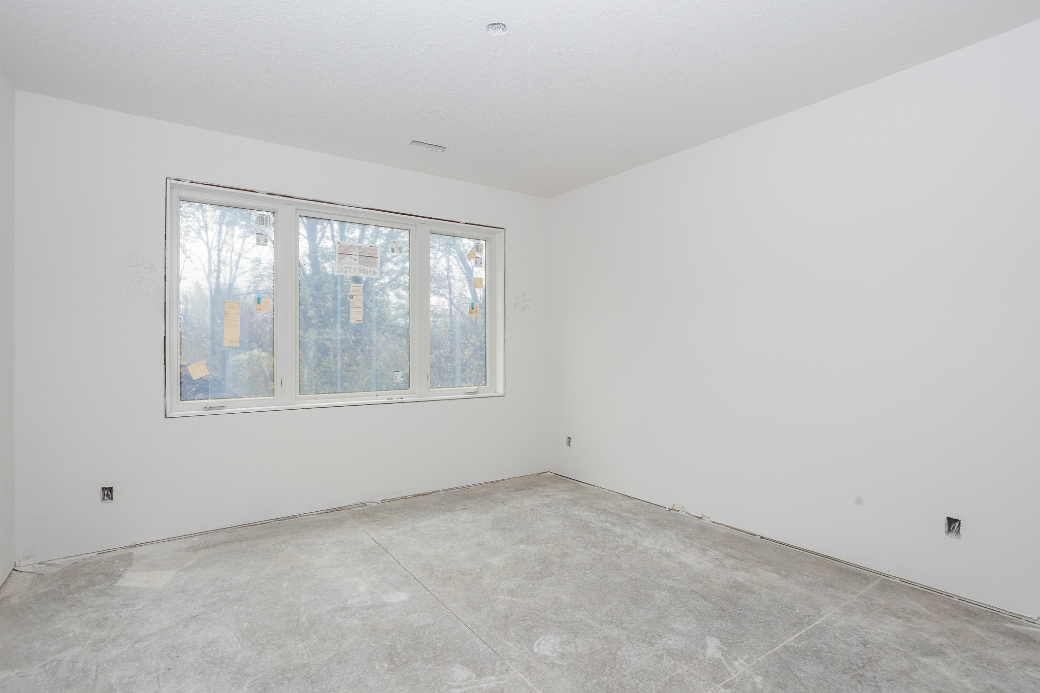 1390 NW Red Oak Drive