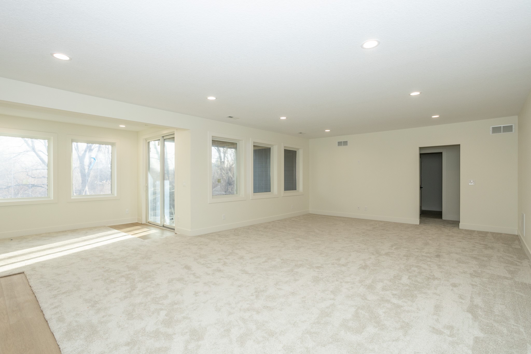 1390 NW Red Oak Drive