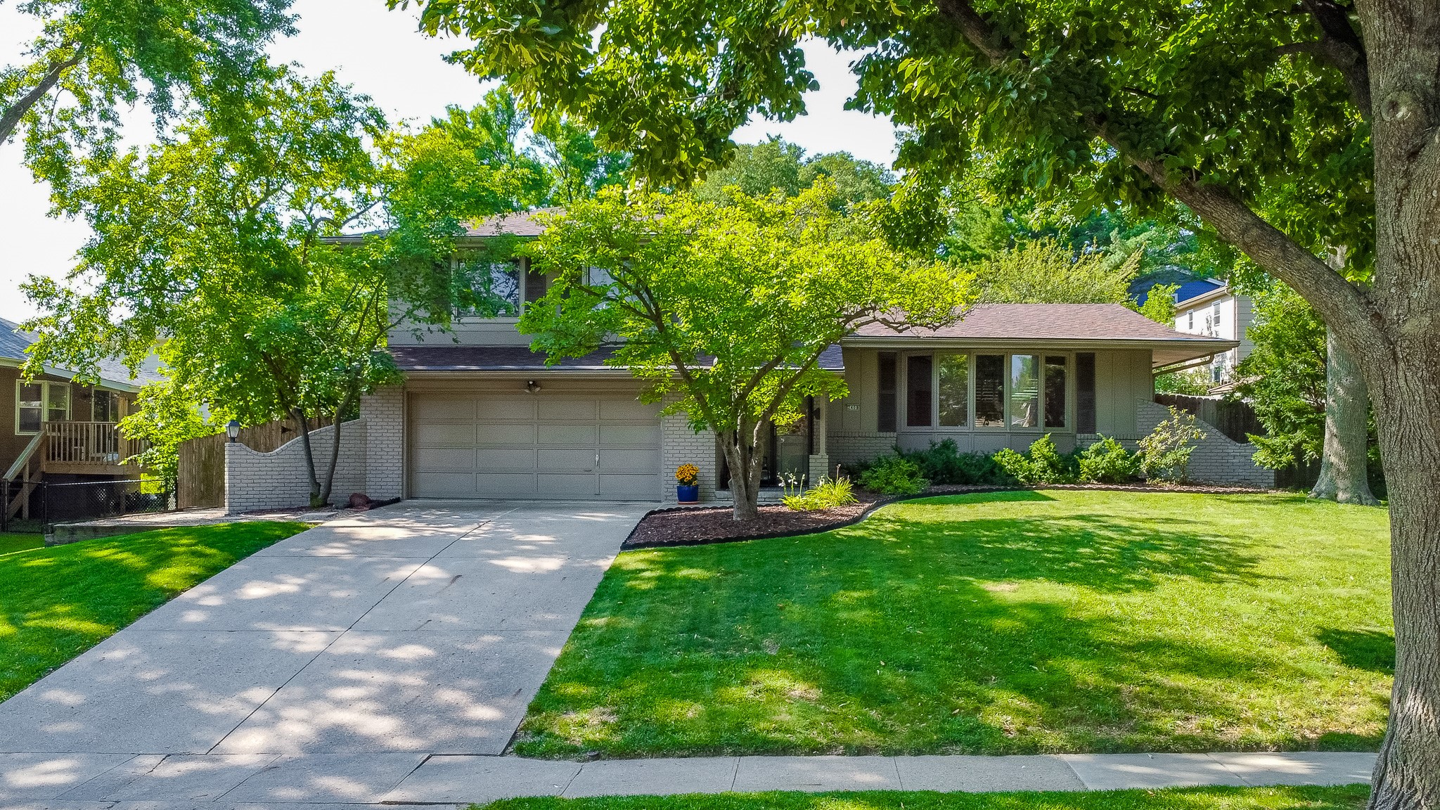 2408 Pleasant Street