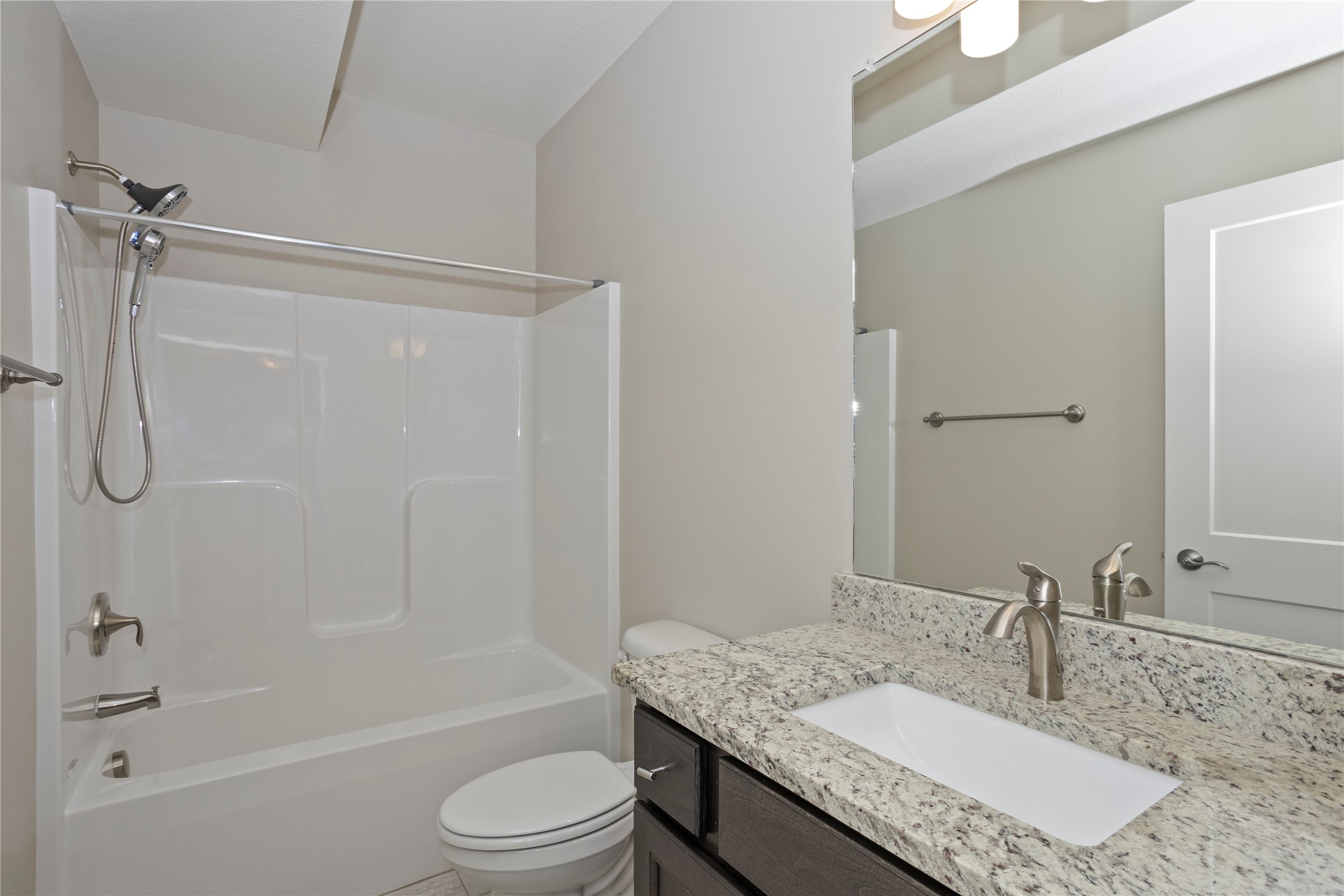 465 NW Gracewood Drive