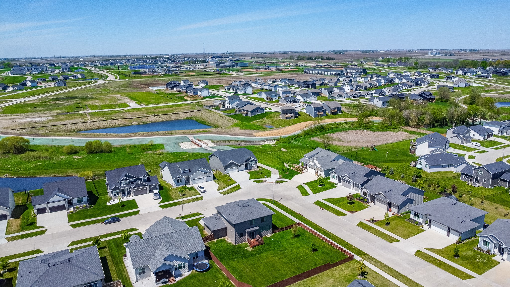 465 NW Gracewood Drive