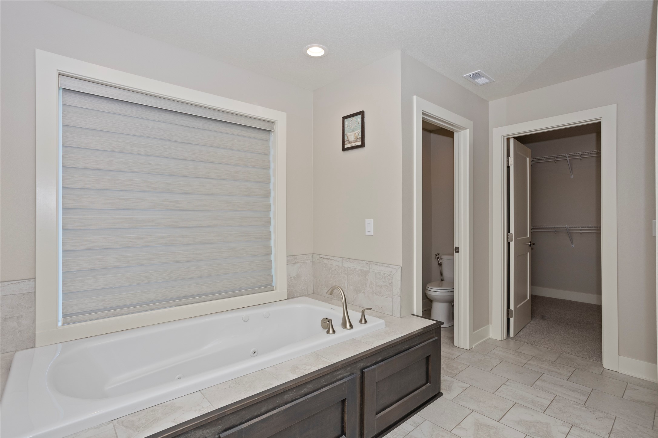 465 NW Gracewood Drive