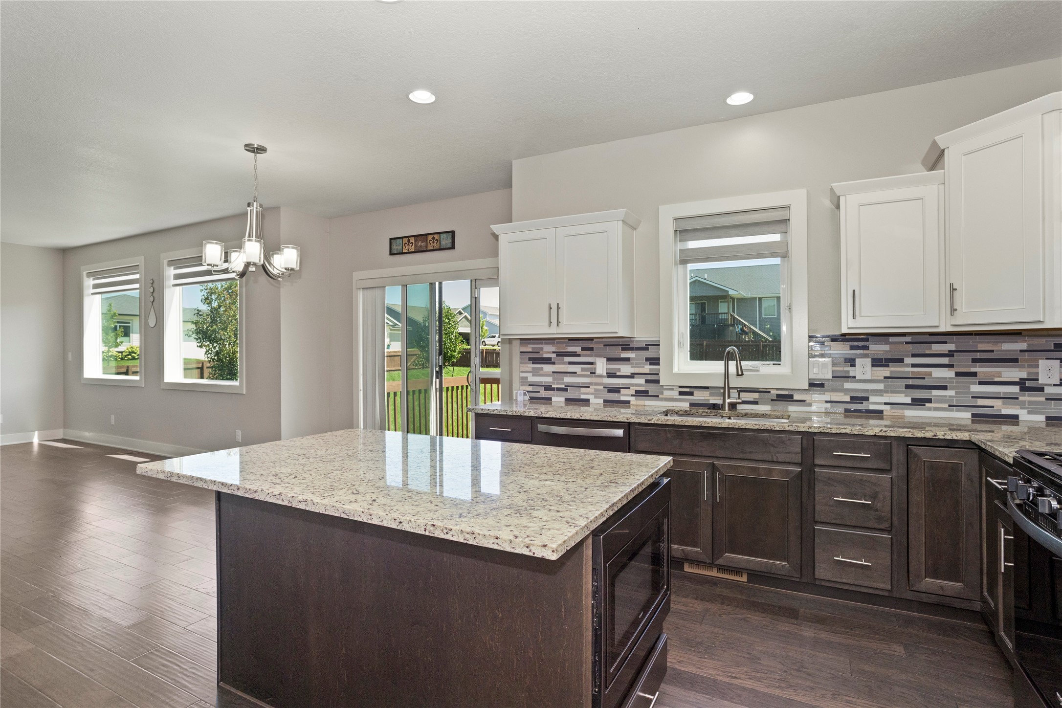 465 NW Gracewood Drive