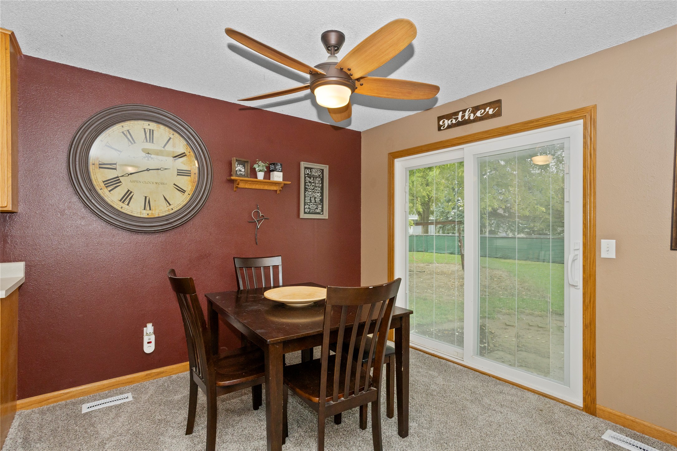 214 NW Bayberry Lane