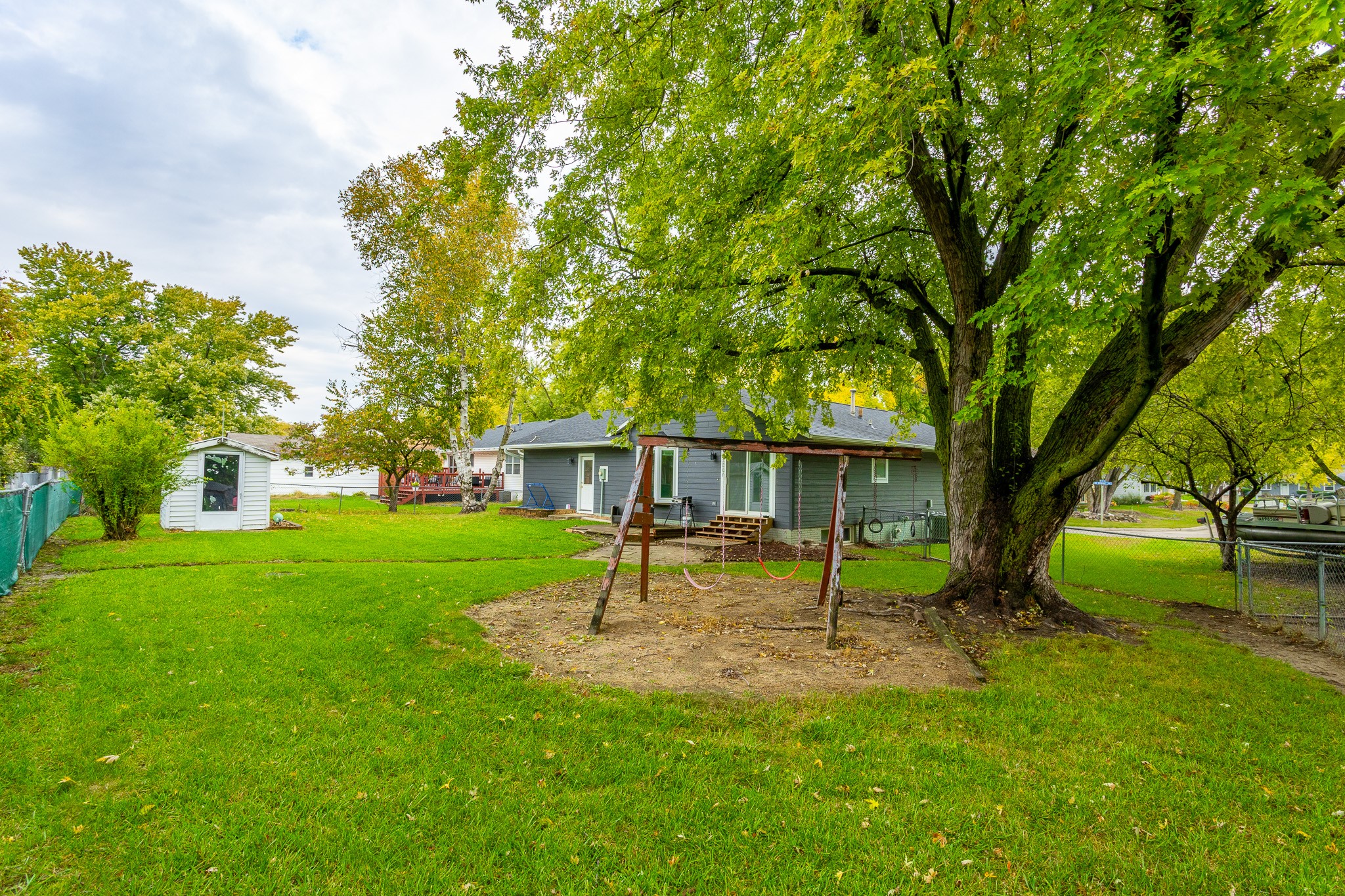 214 NW Bayberry Lane