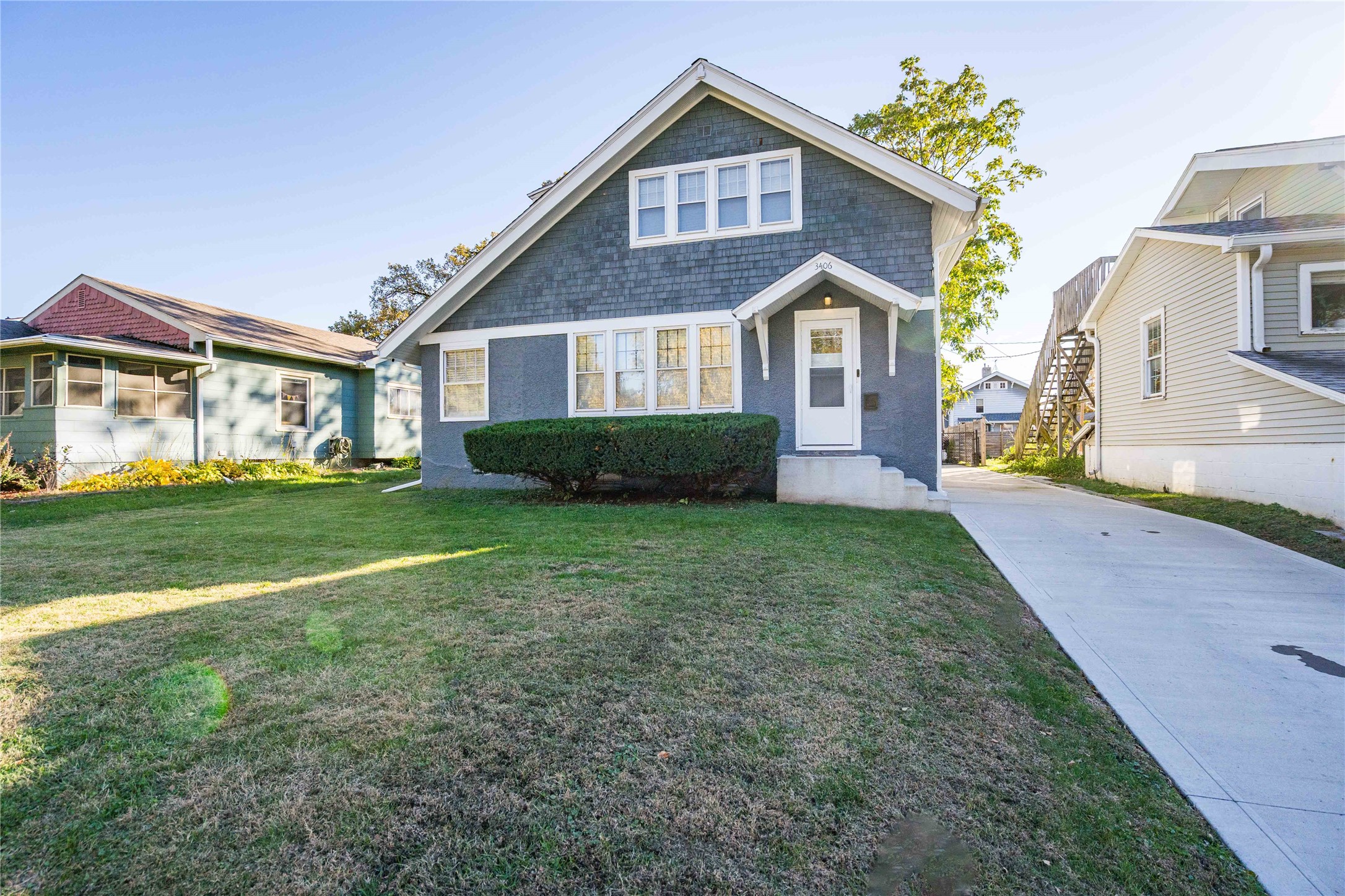 3406 School Street