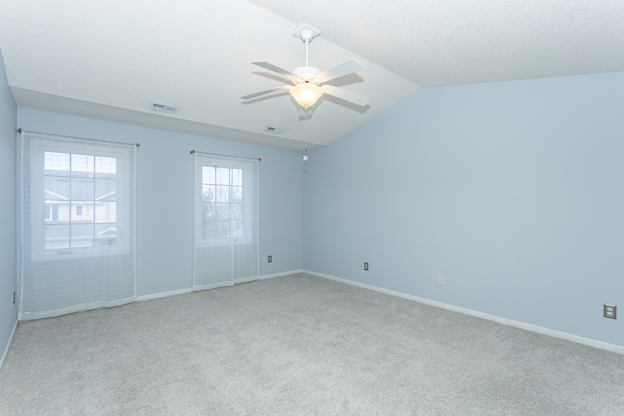 2749 NW 155th Street