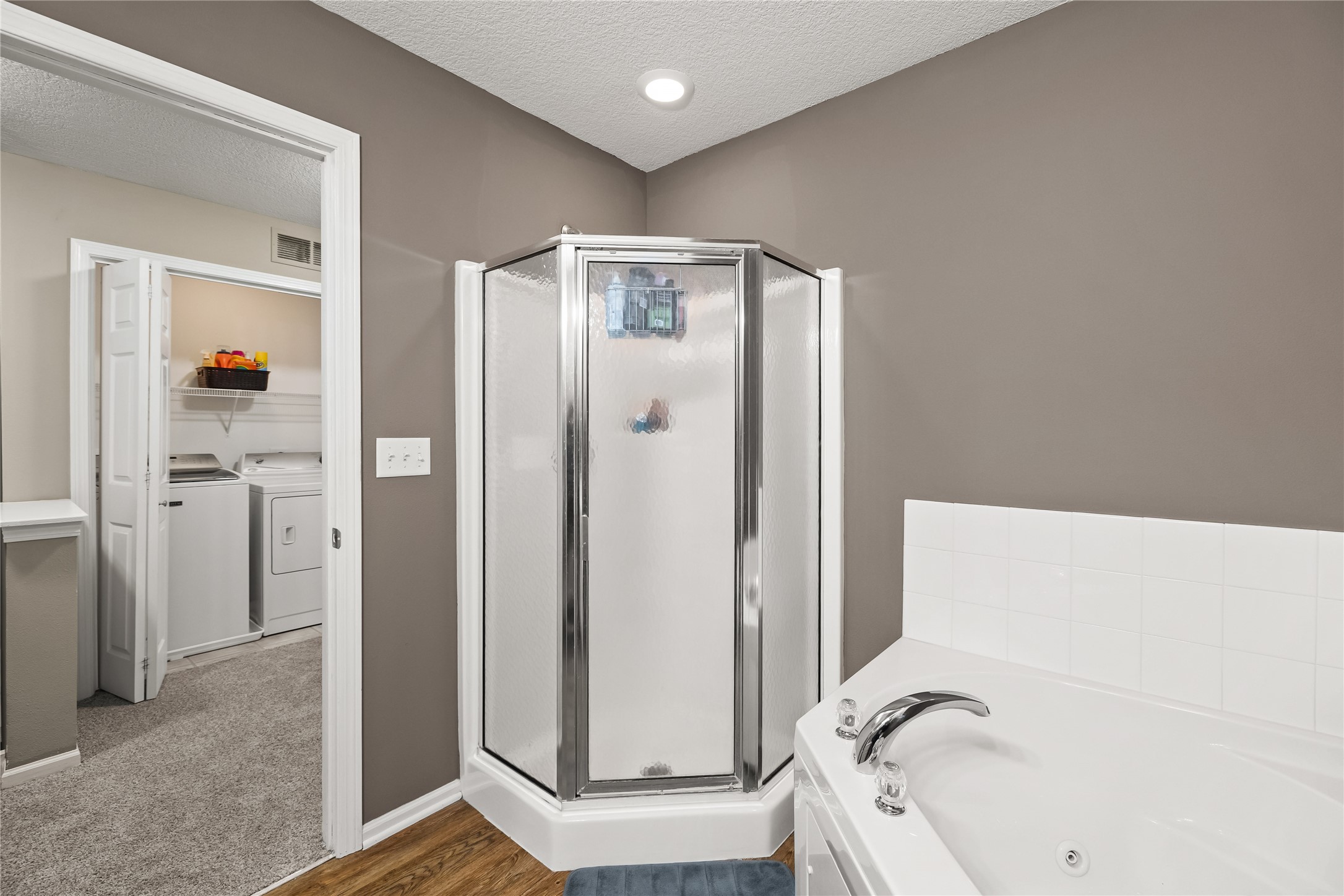 8610 Ep True Parkway 13011