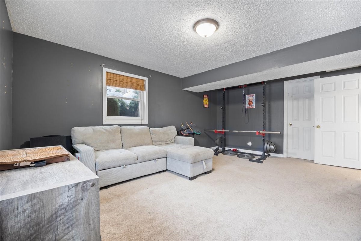 4838 Candlewick Drive