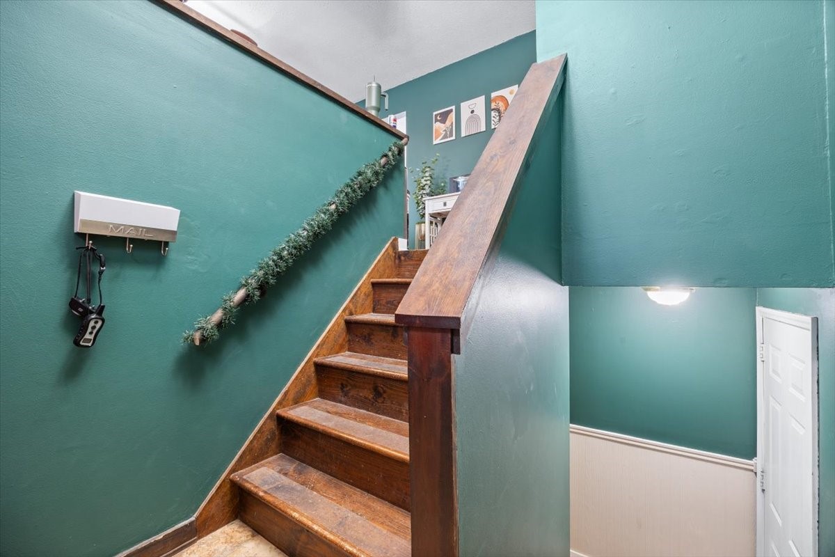 4838 Candlewick Drive