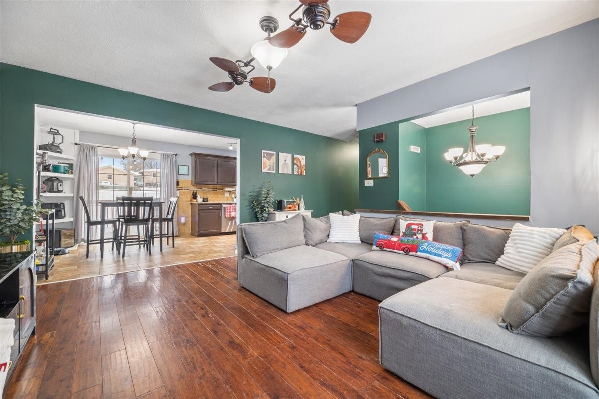 4838 Candlewick Drive