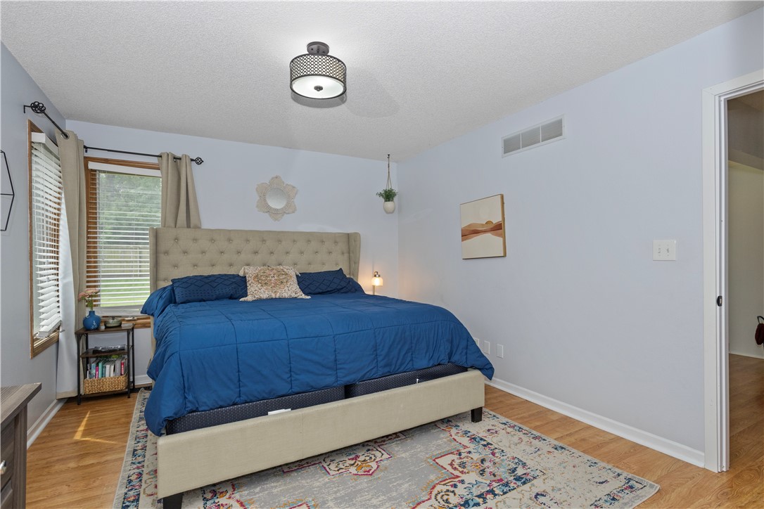 7014 Northview Drive