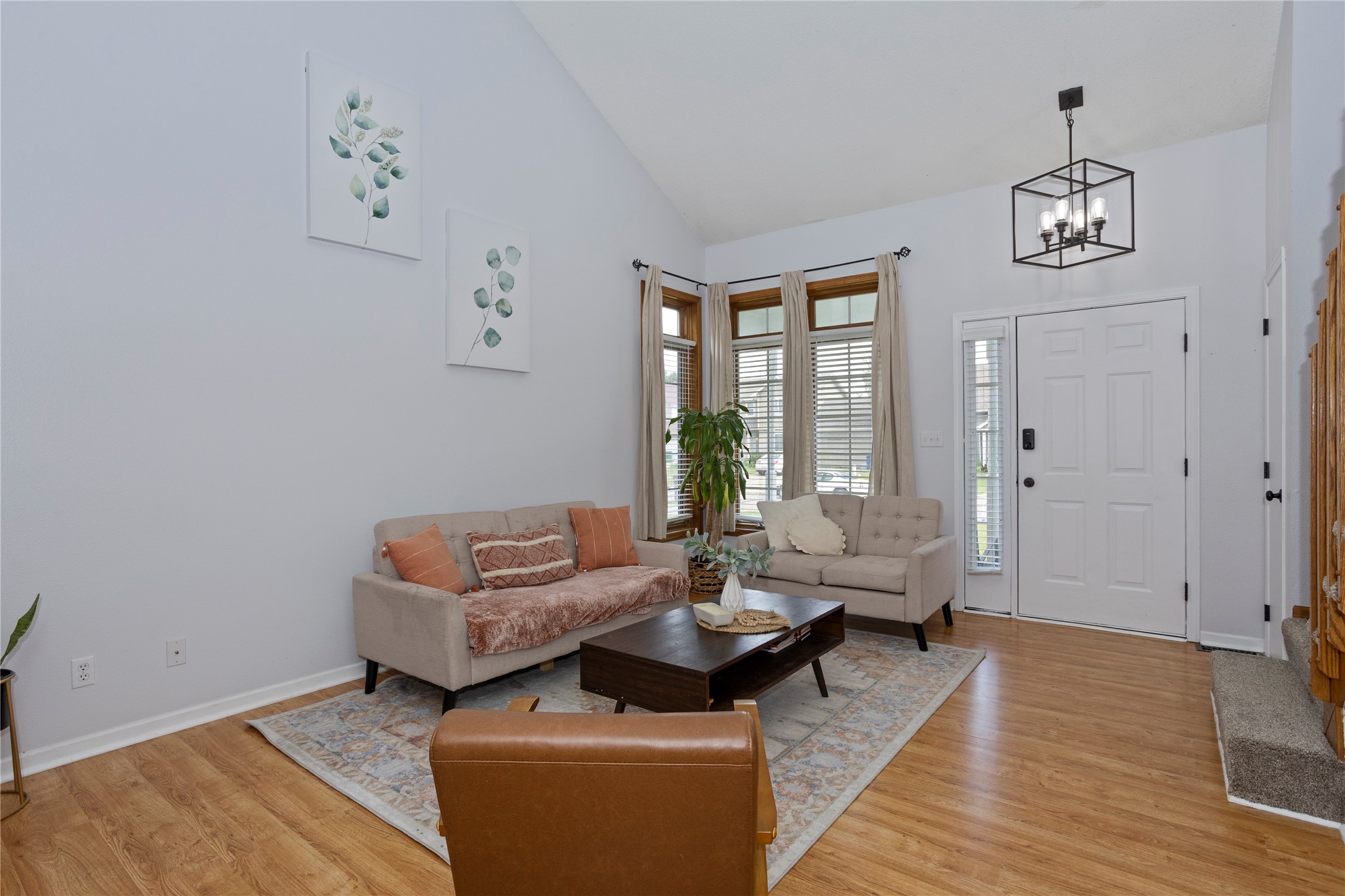 7014 Northview Drive