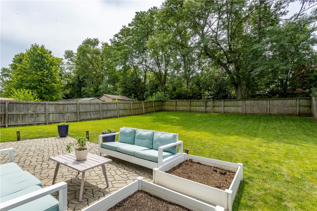 7014 Northview Drive