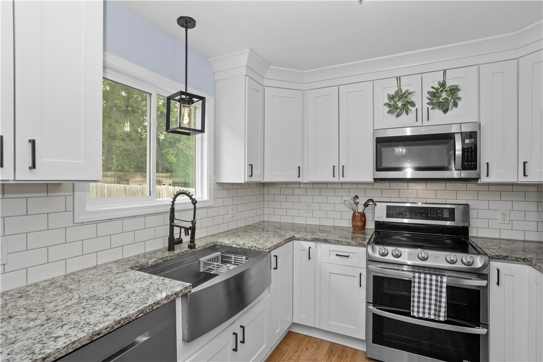 7014 Northview Drive