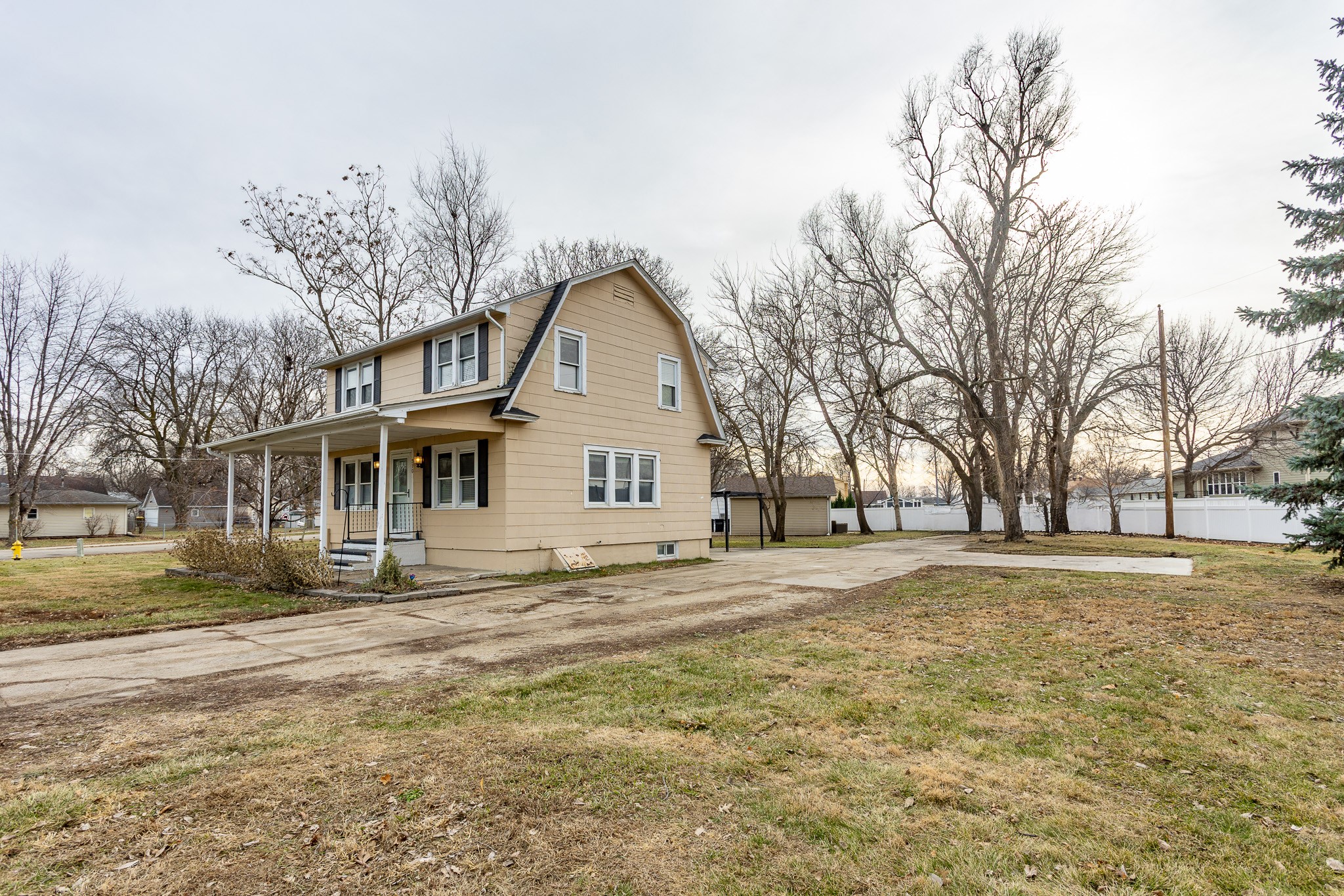 310 Ashworth Drive