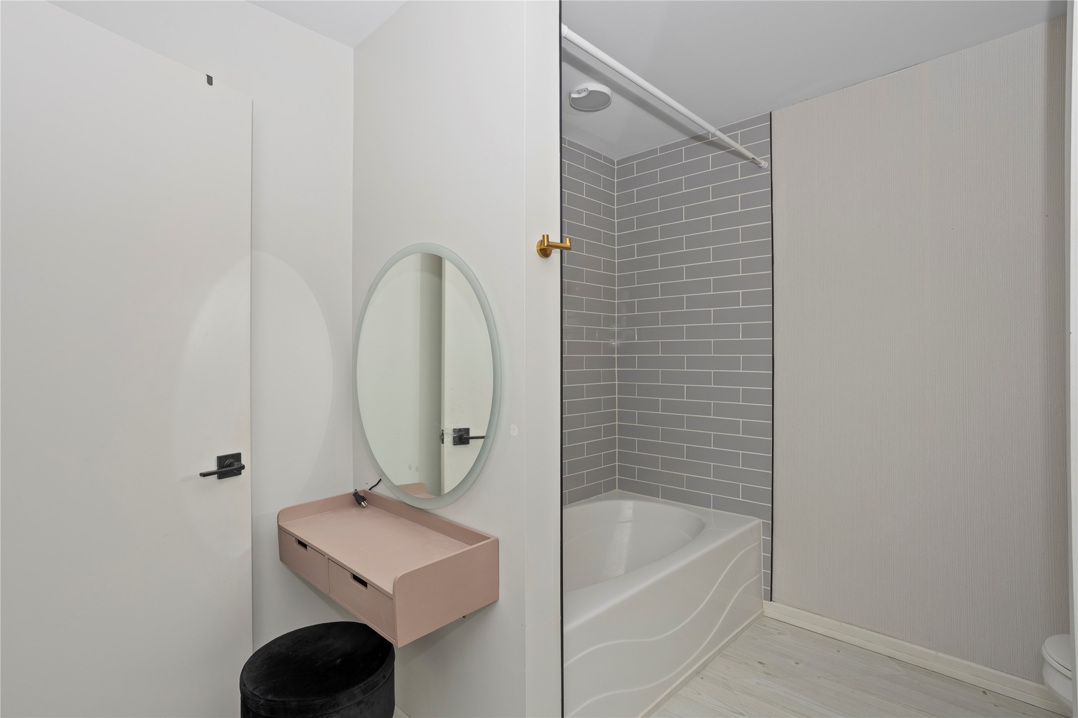 119 4th Street 408