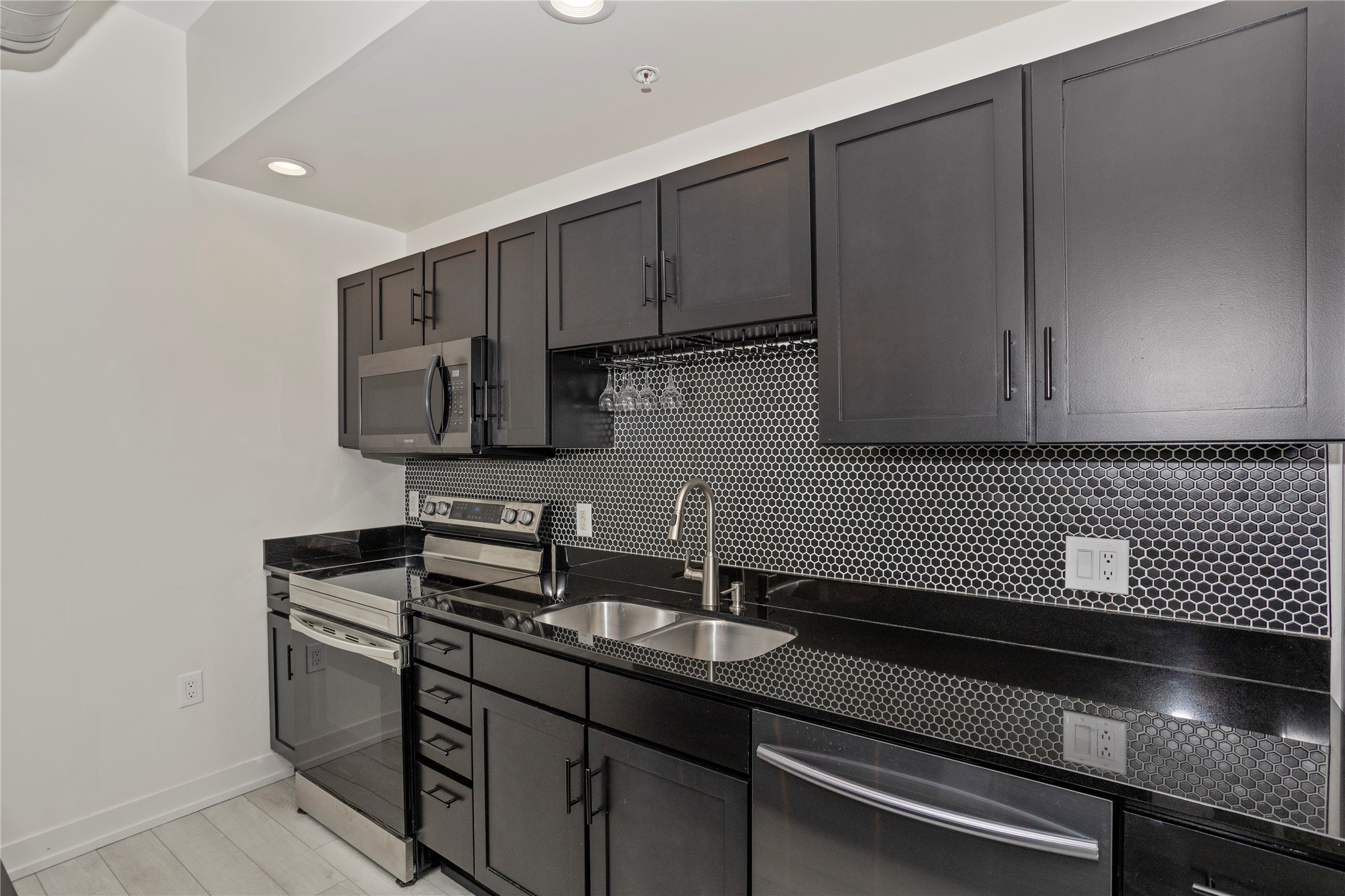 119 4th Street 408