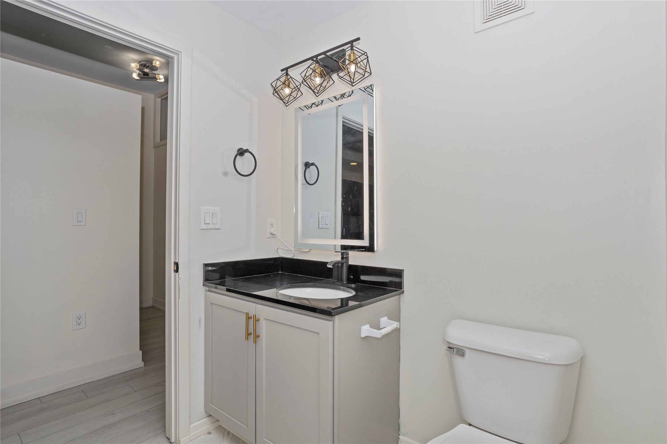 119 4th Street 408