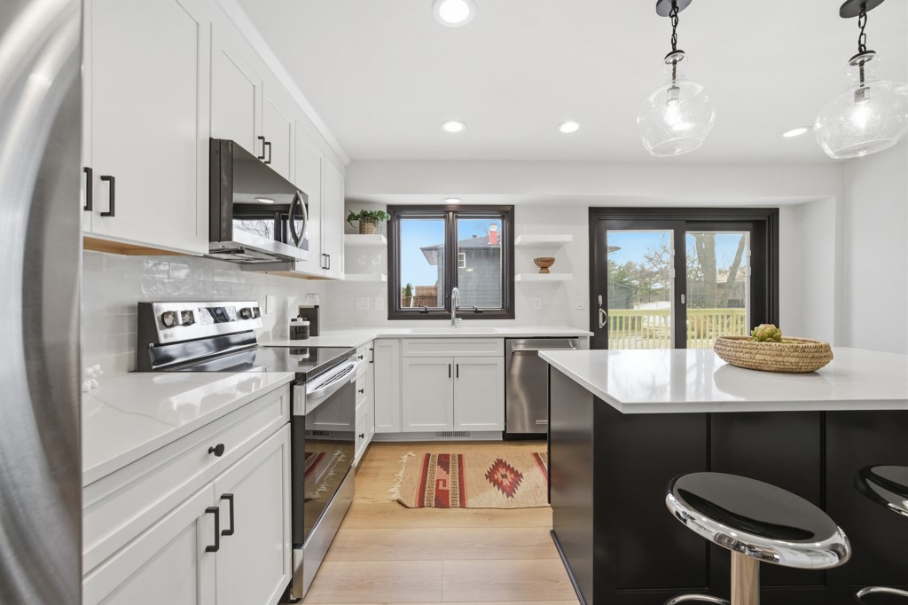 10094 NW 100th Place