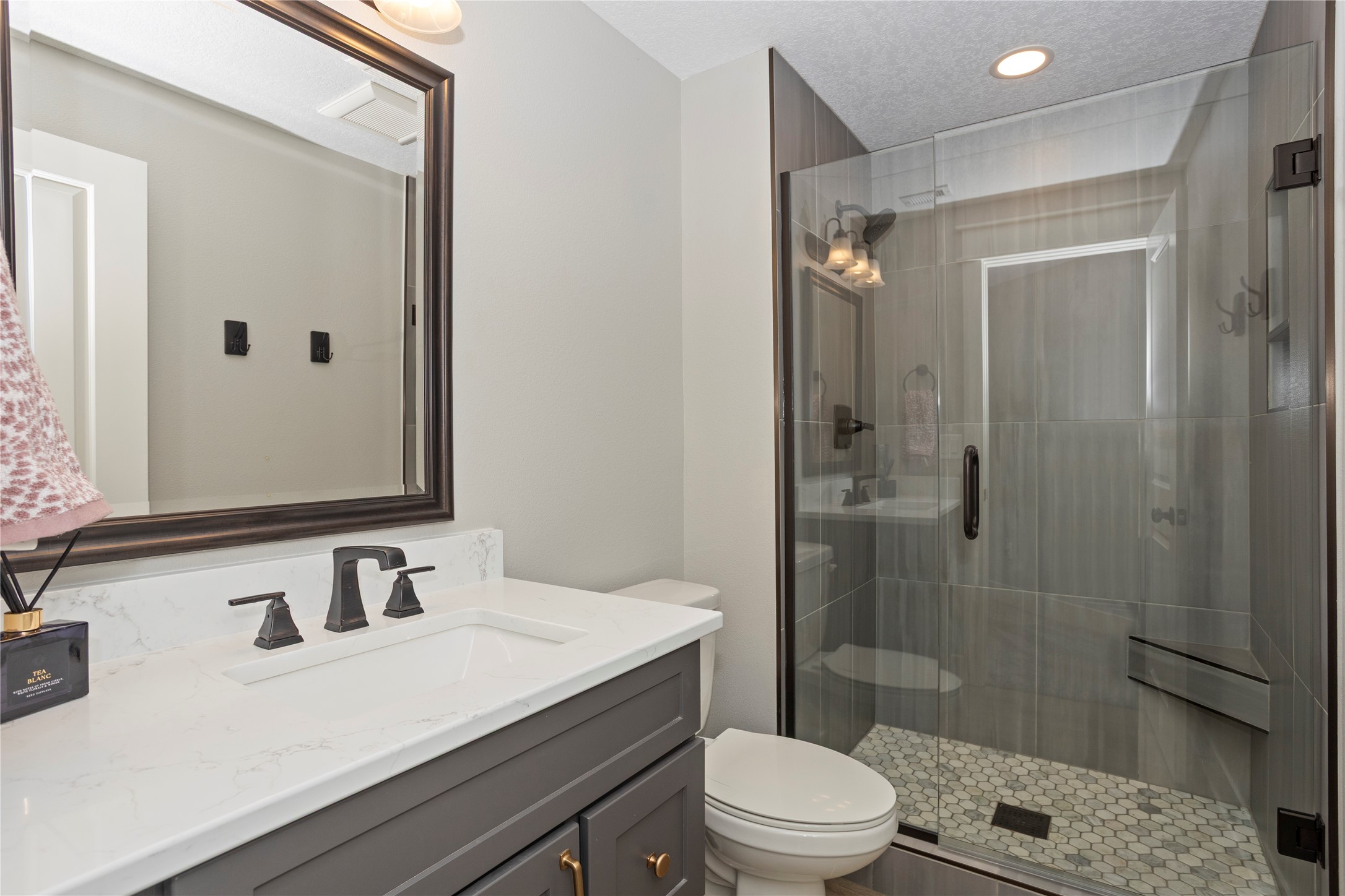 620 NE Brookshire Drive