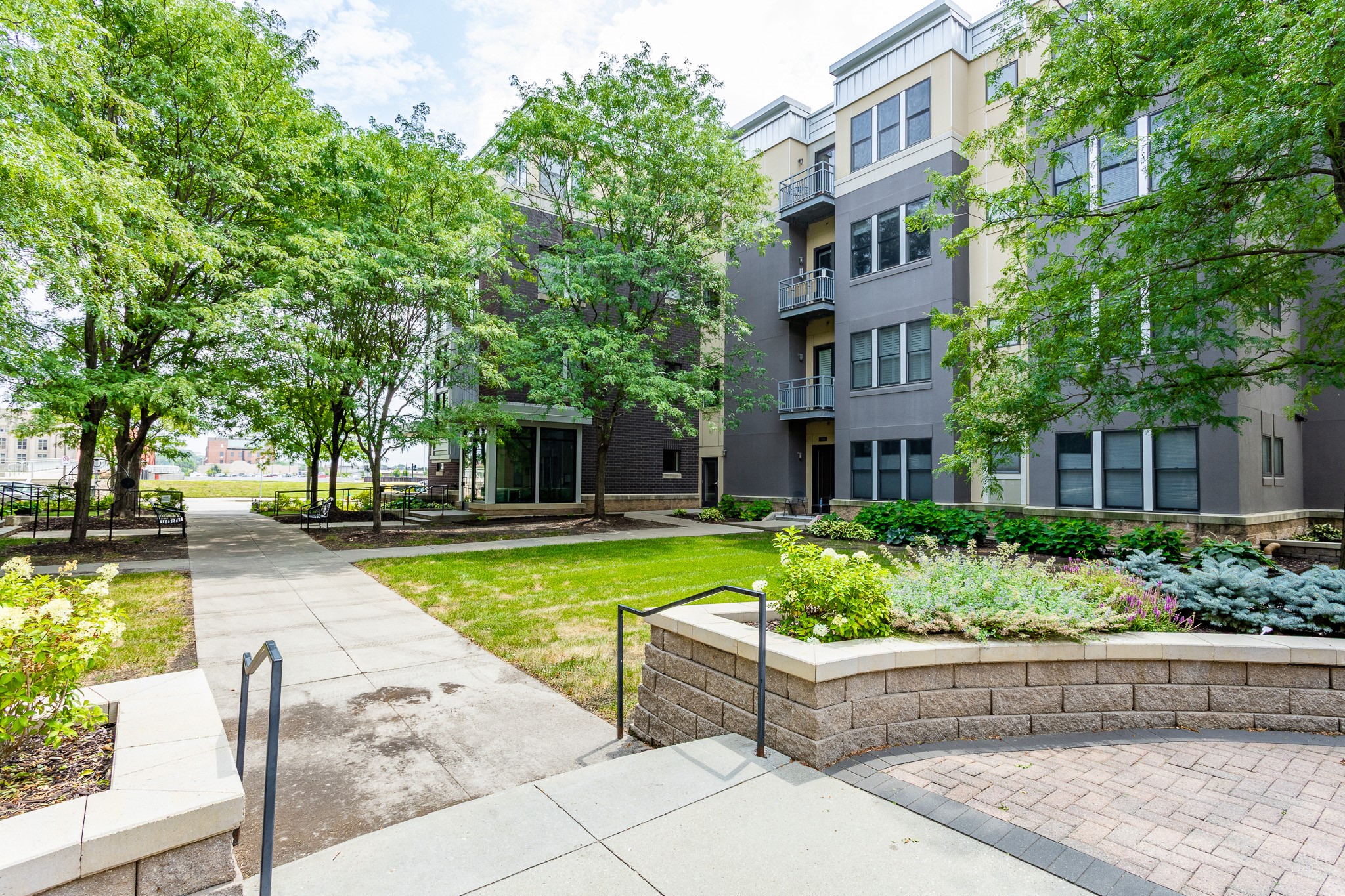 100 Water Street 106