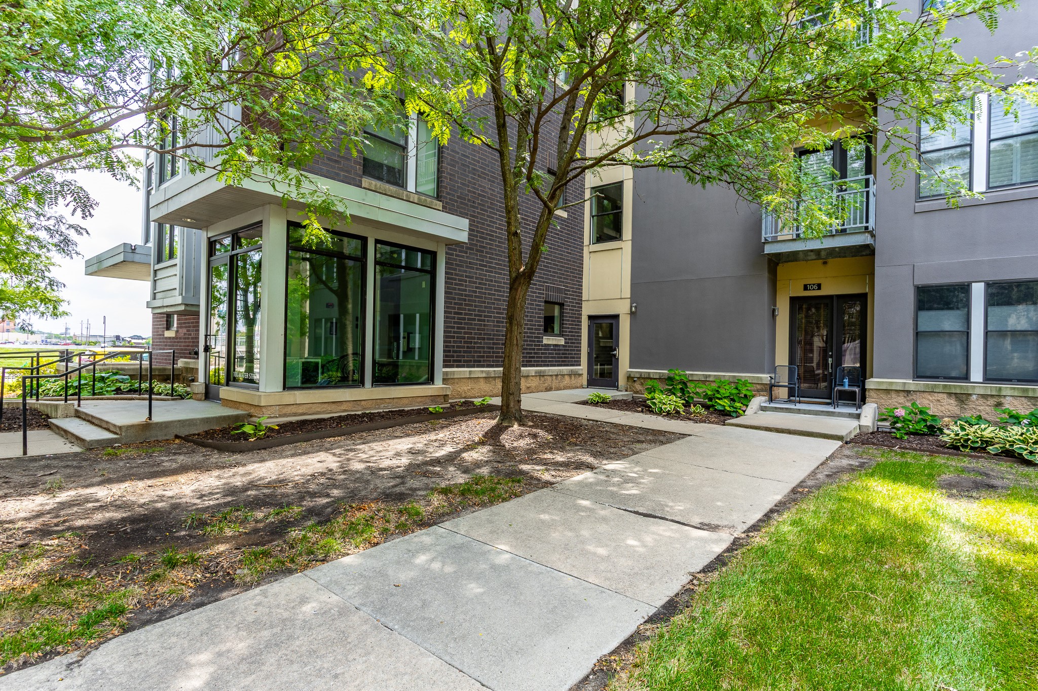 100 Water Street 106