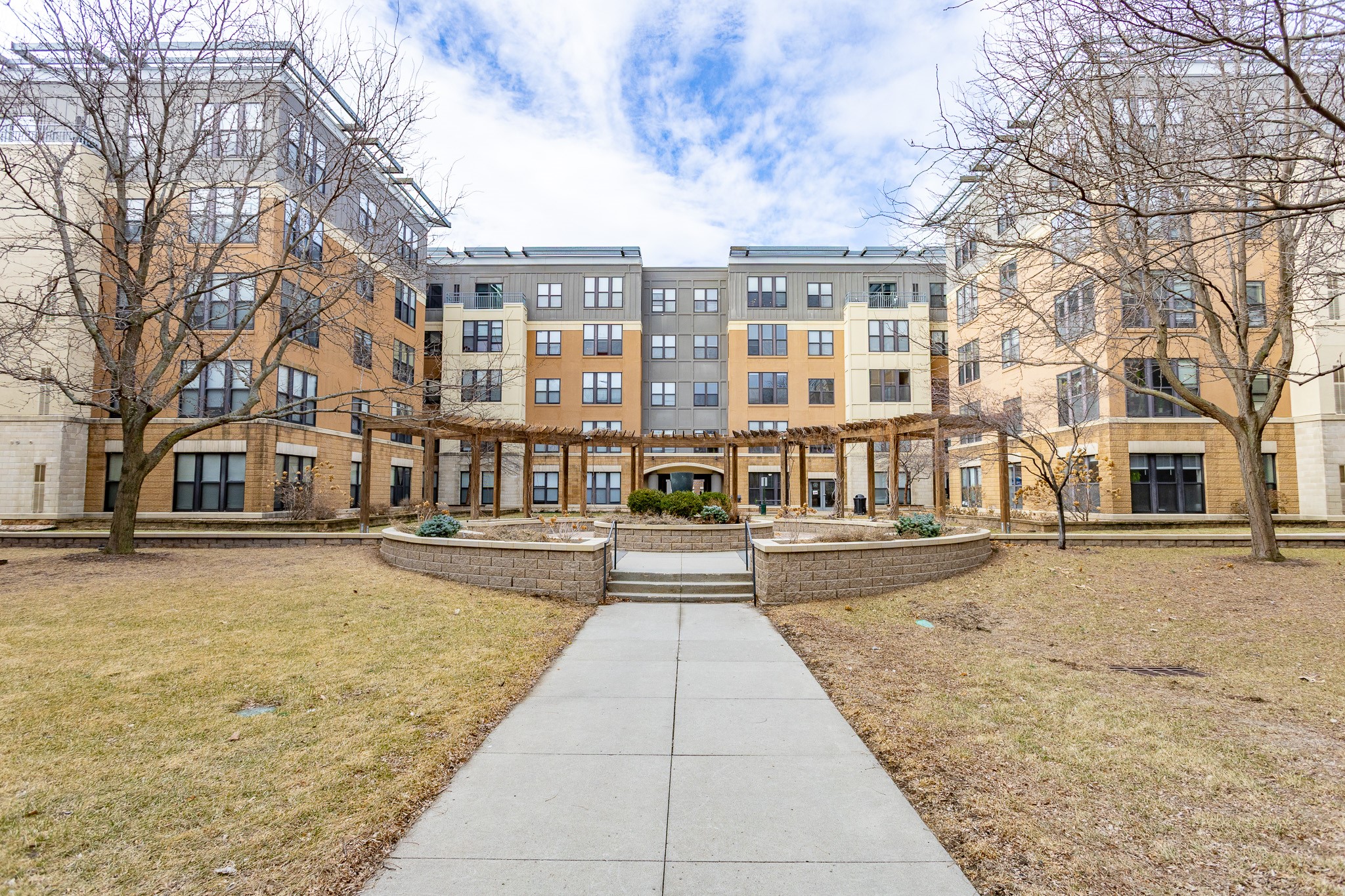 100 Water Street 106