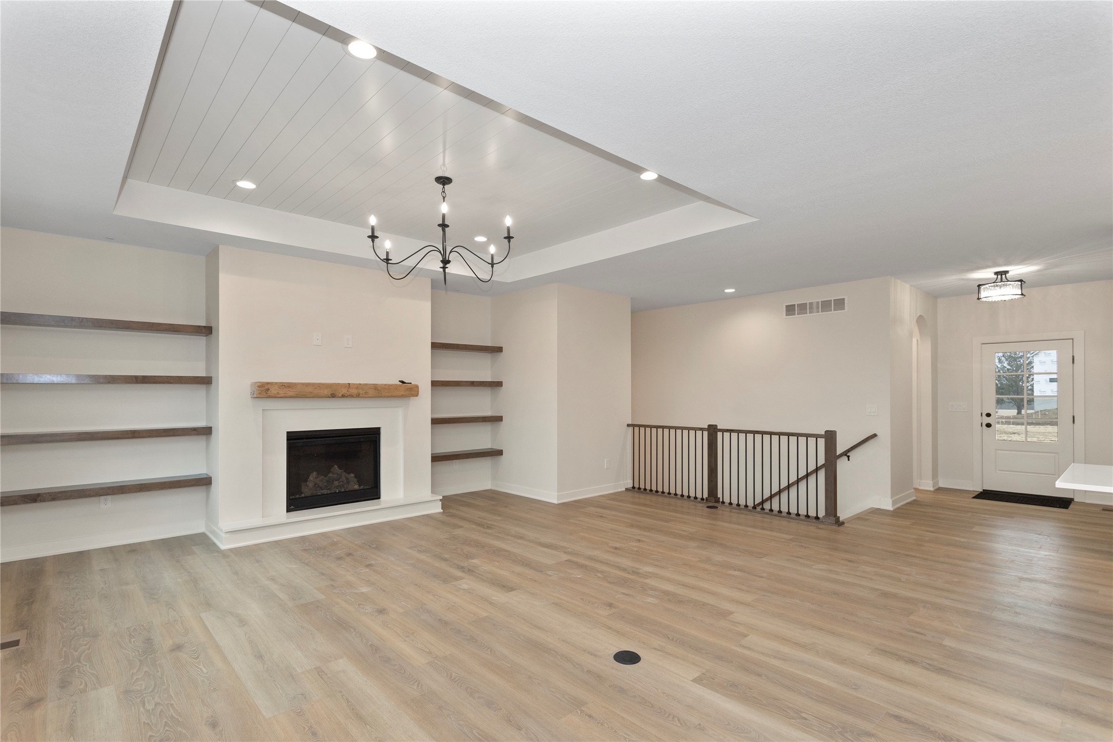 17425 Oakwood Drive