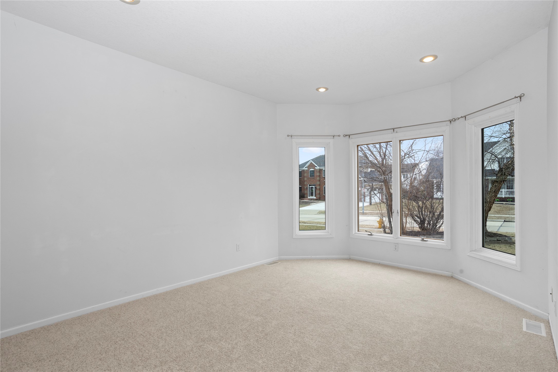 13931 Oak Brook Drive