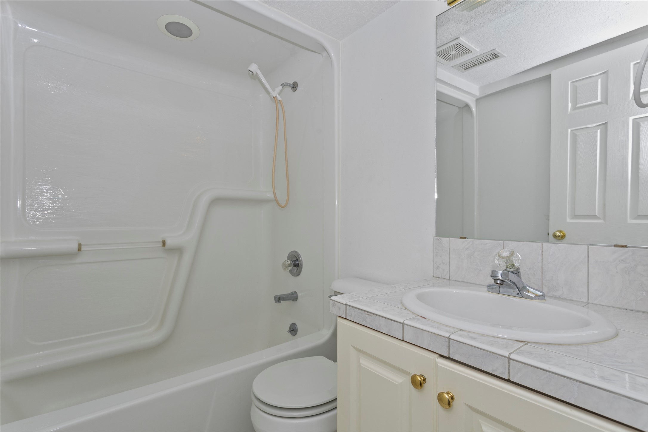 13931 Oak Brook Drive