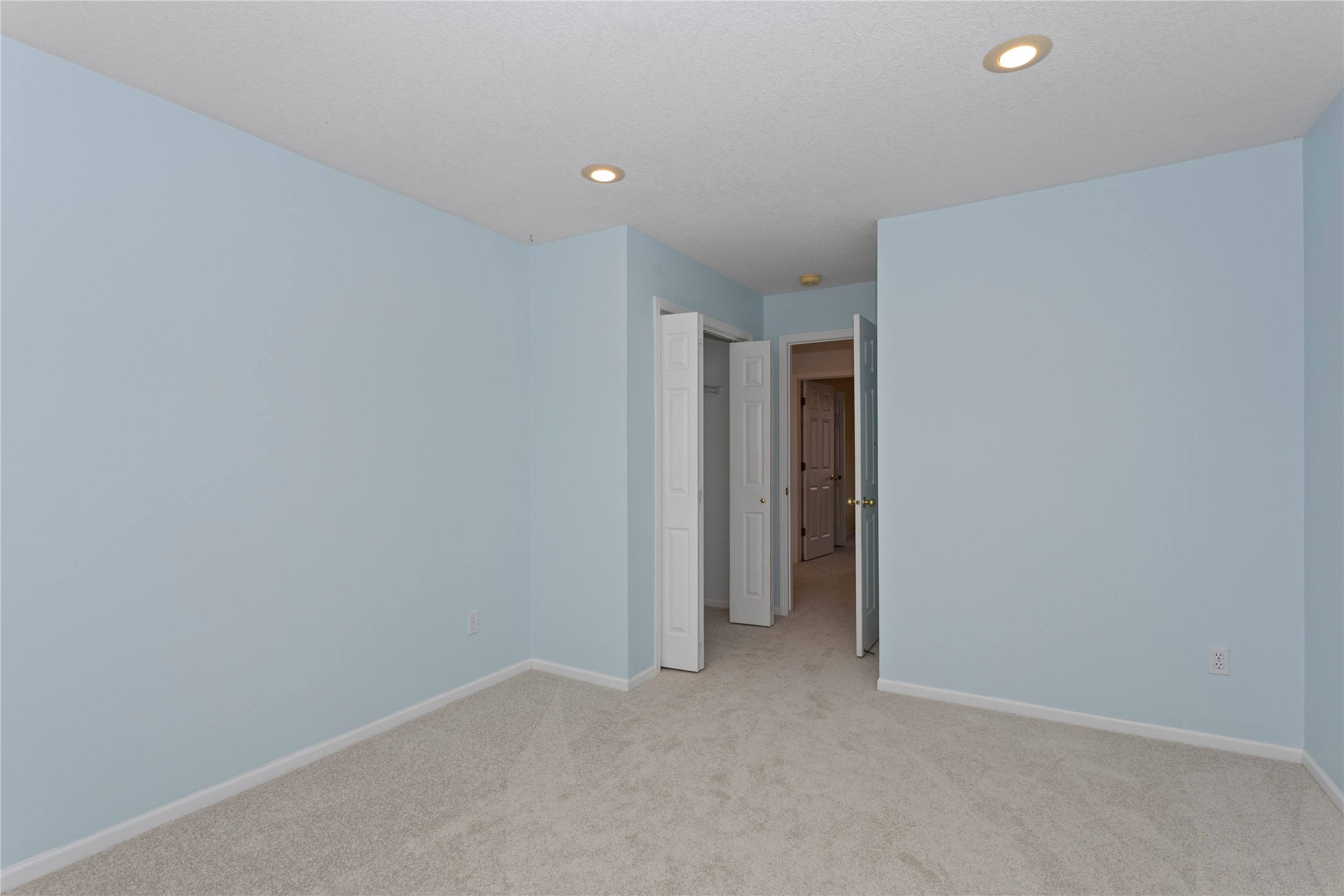 13931 Oak Brook Drive