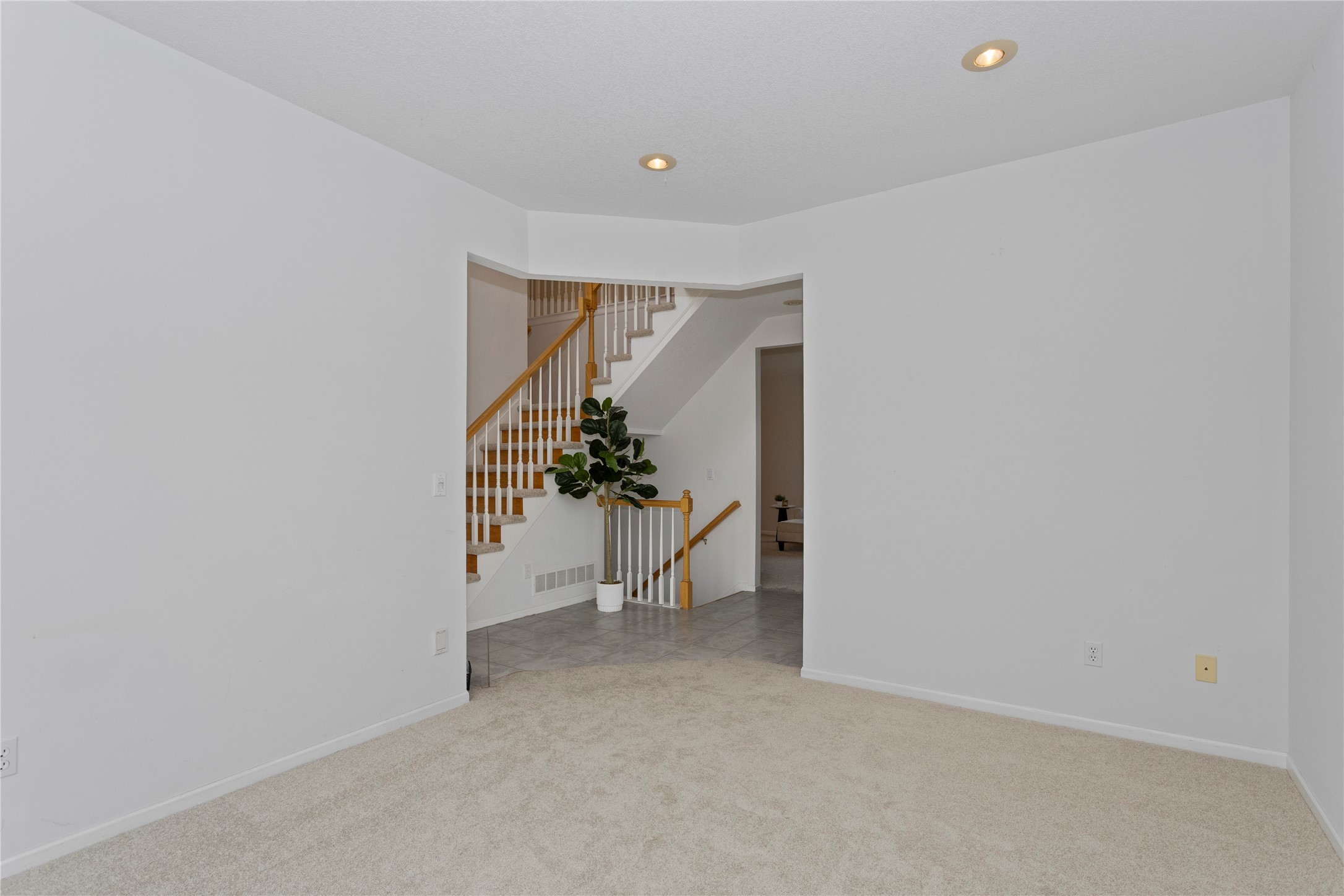 13931 Oak Brook Drive