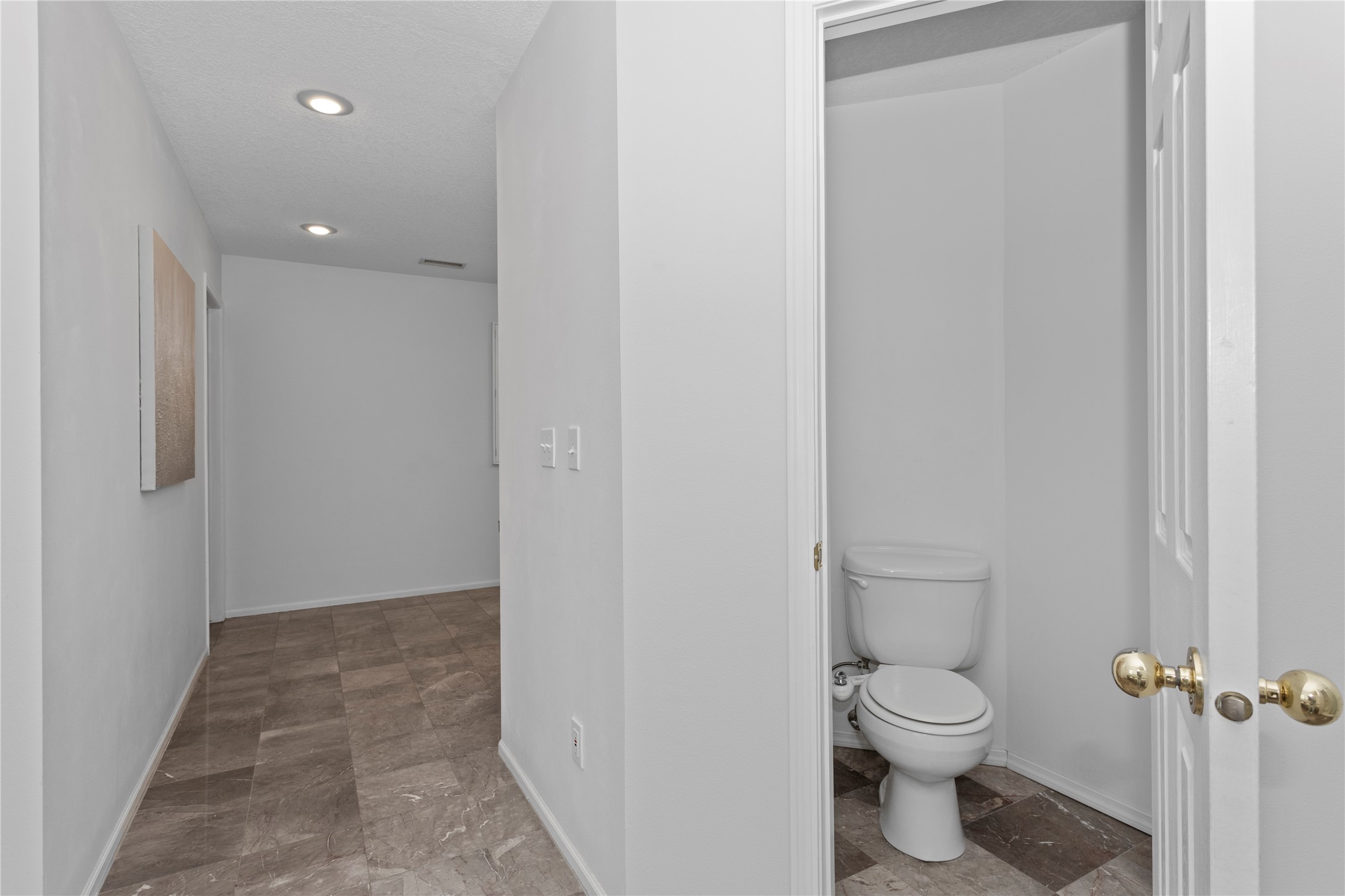 13931 Oak Brook Drive