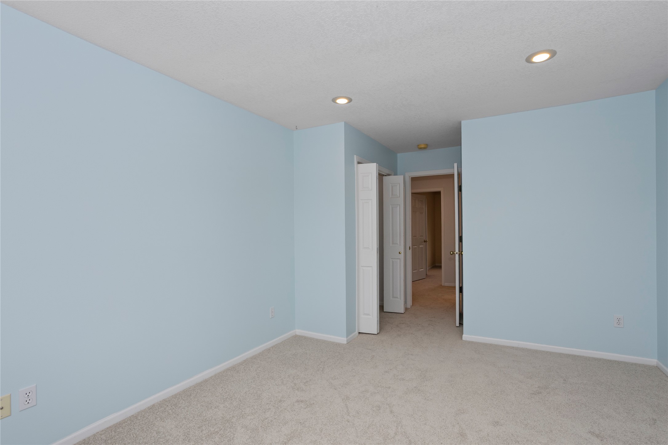 13931 Oak Brook Drive