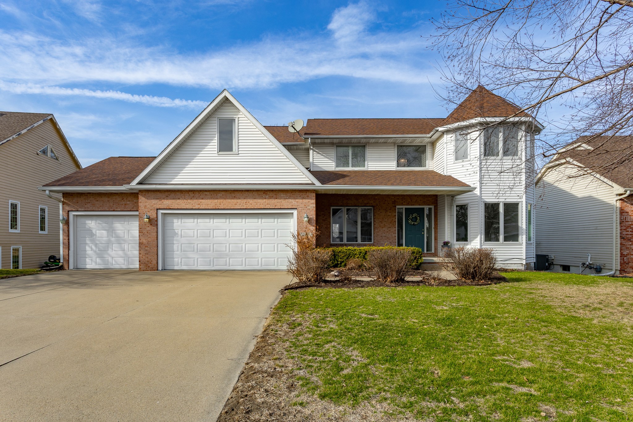 13931 Oak Brook Drive