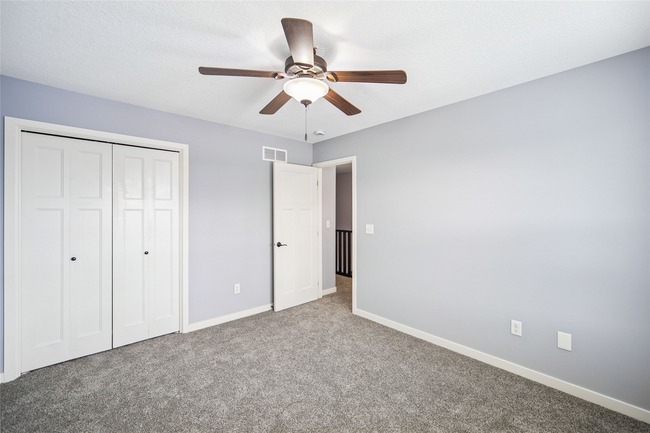 160 SE Dillon Drive