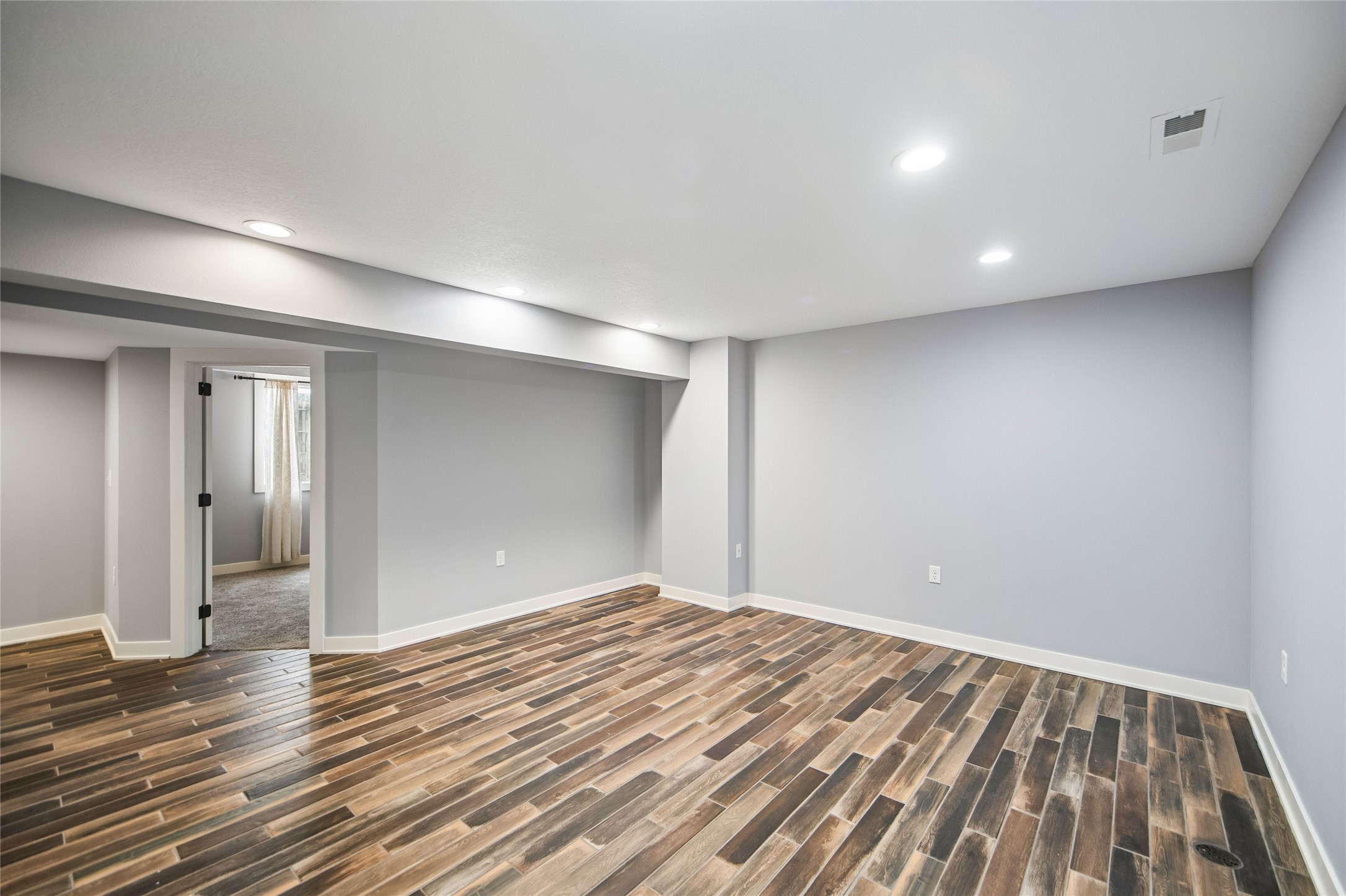 160 SE Dillon Drive