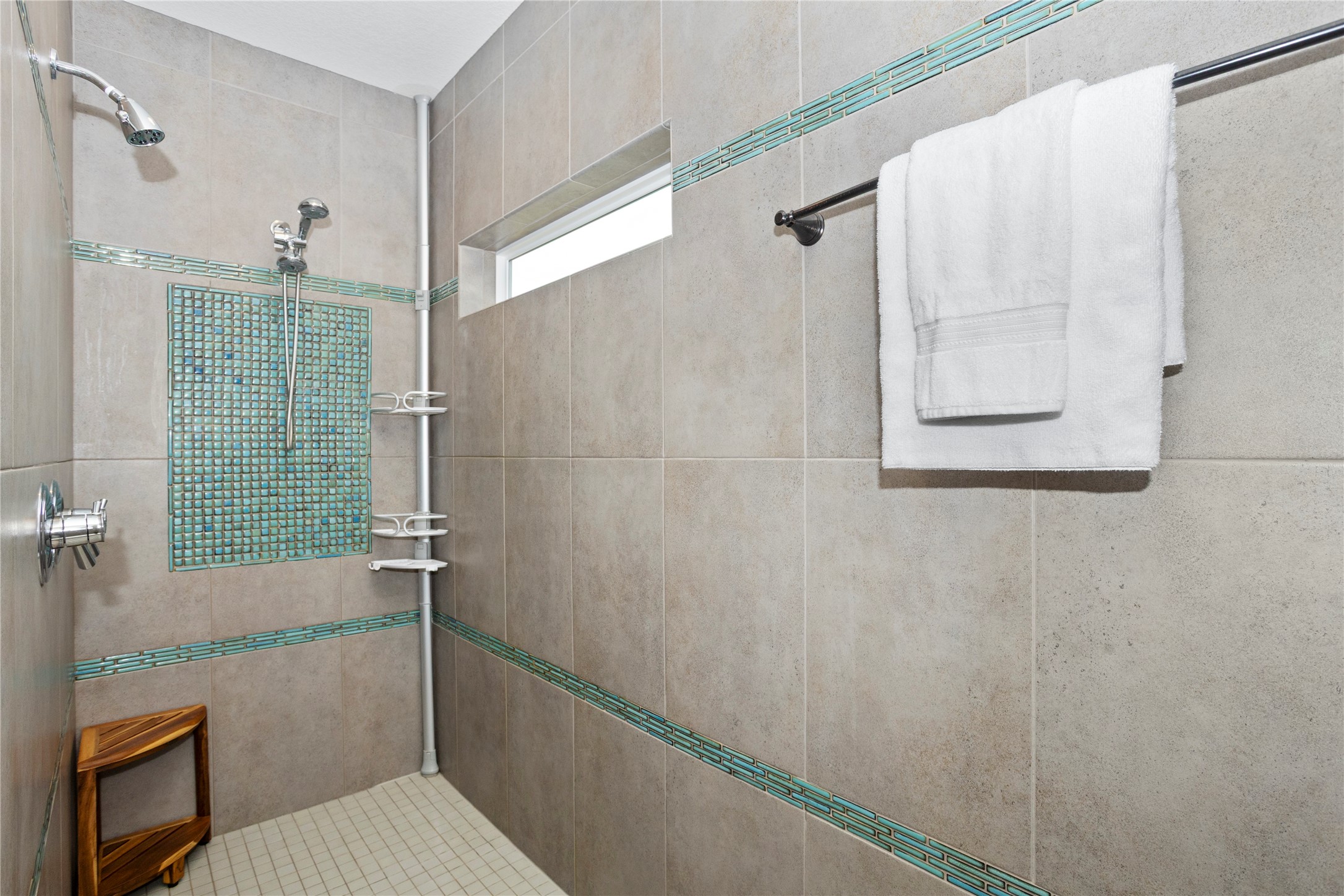 515 NE Brookshire Court