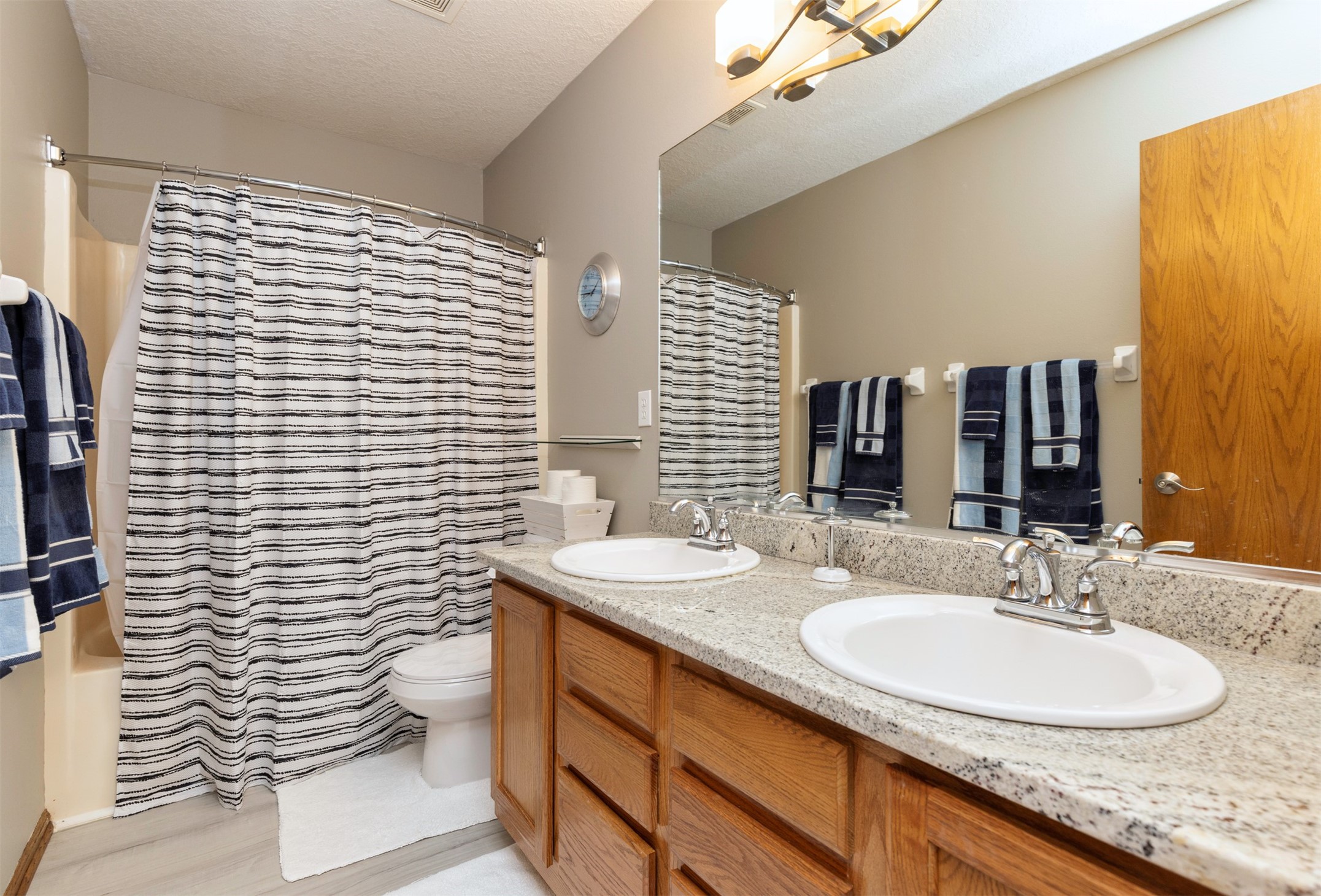 5031 Oak Creek Drive