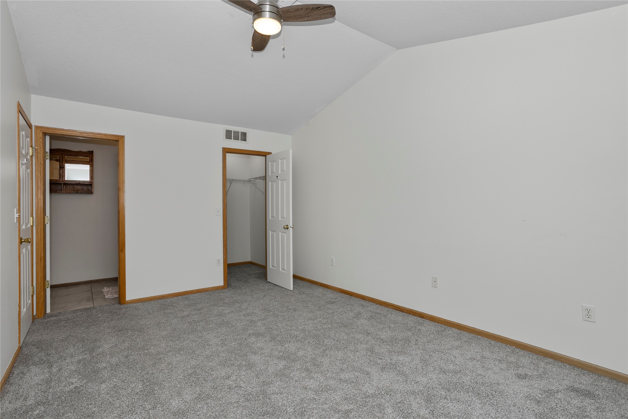 2100 Meadow Chase Lane 306