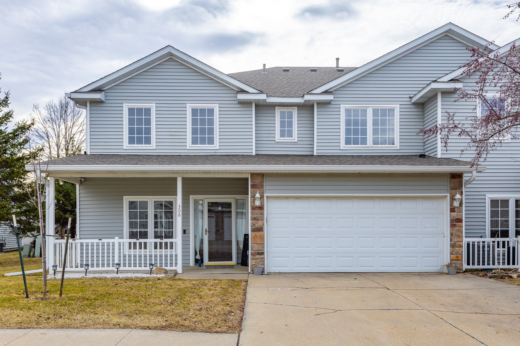 2100 Meadow Chase Lane 306