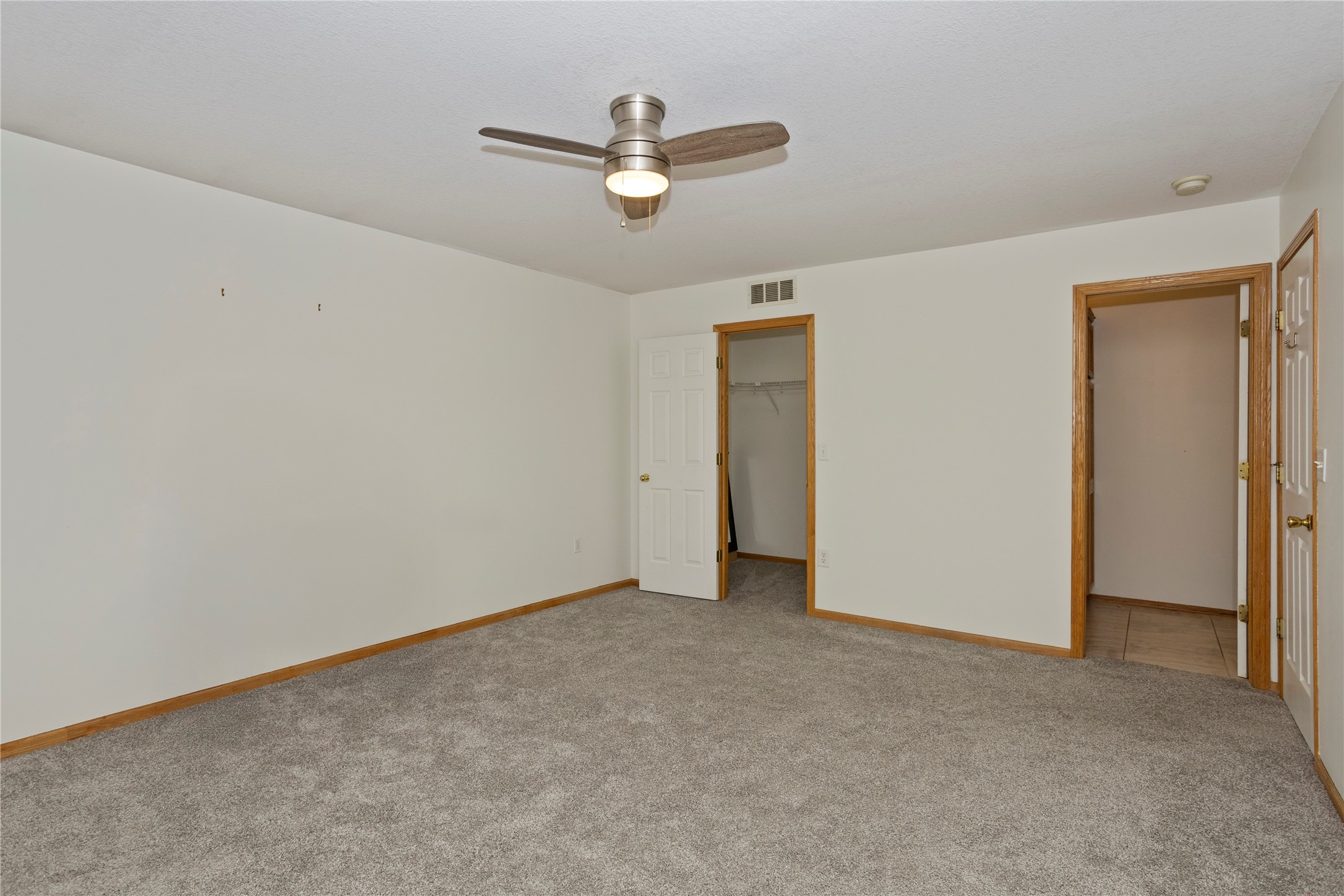 2100 Meadow Chase Lane 306