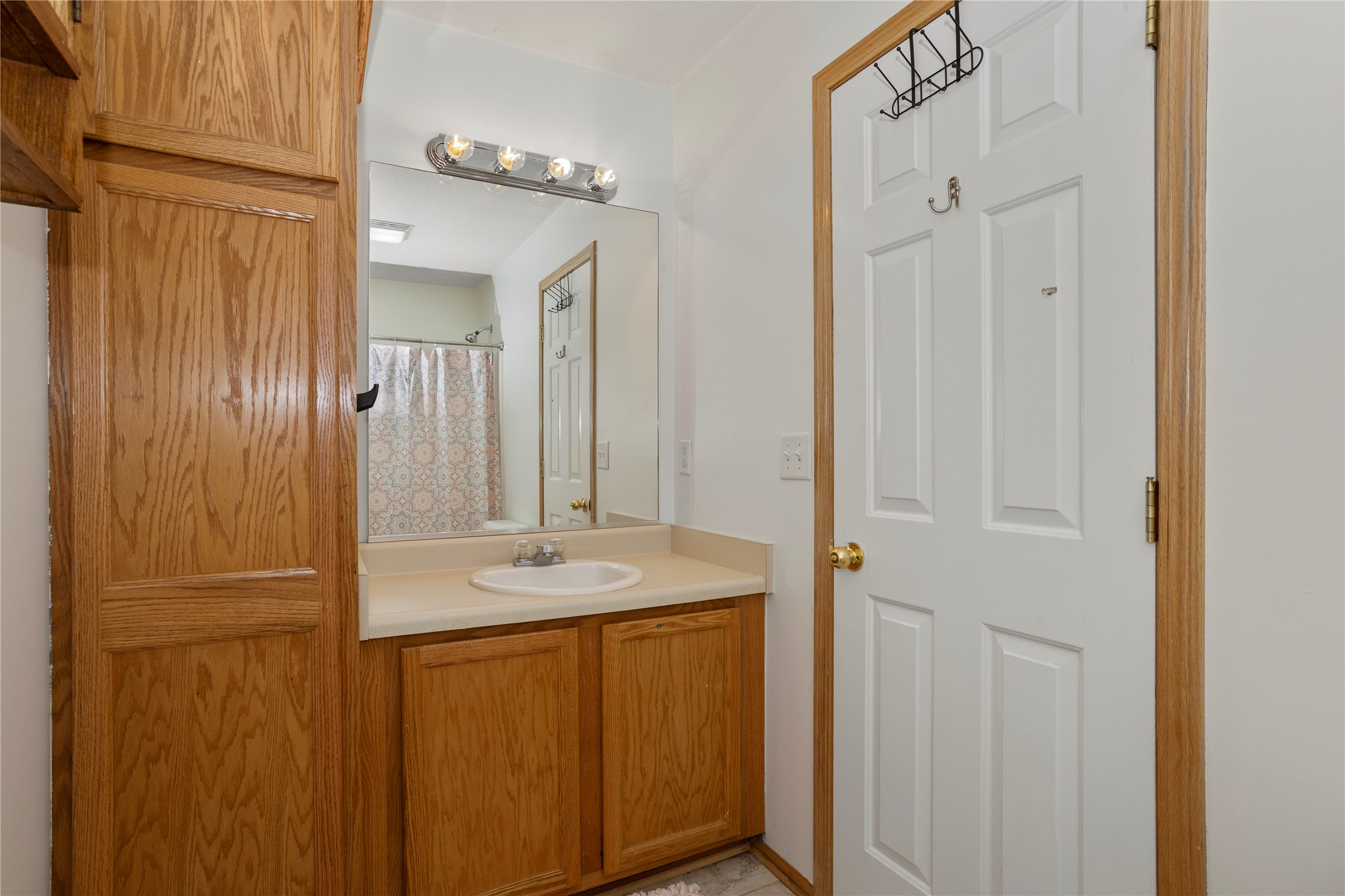 2100 Meadow Chase Lane 306