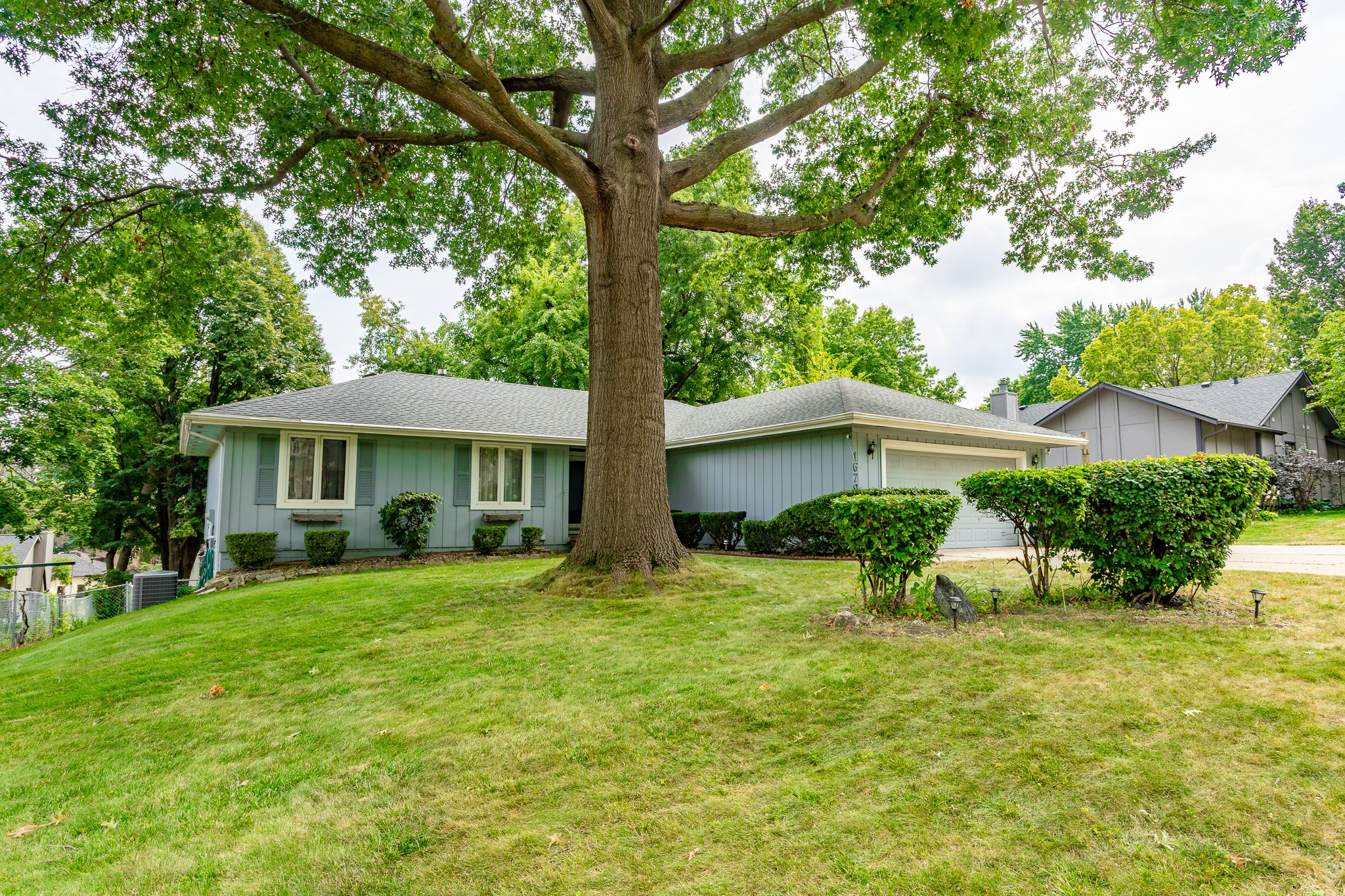 1679 NW 99th Street