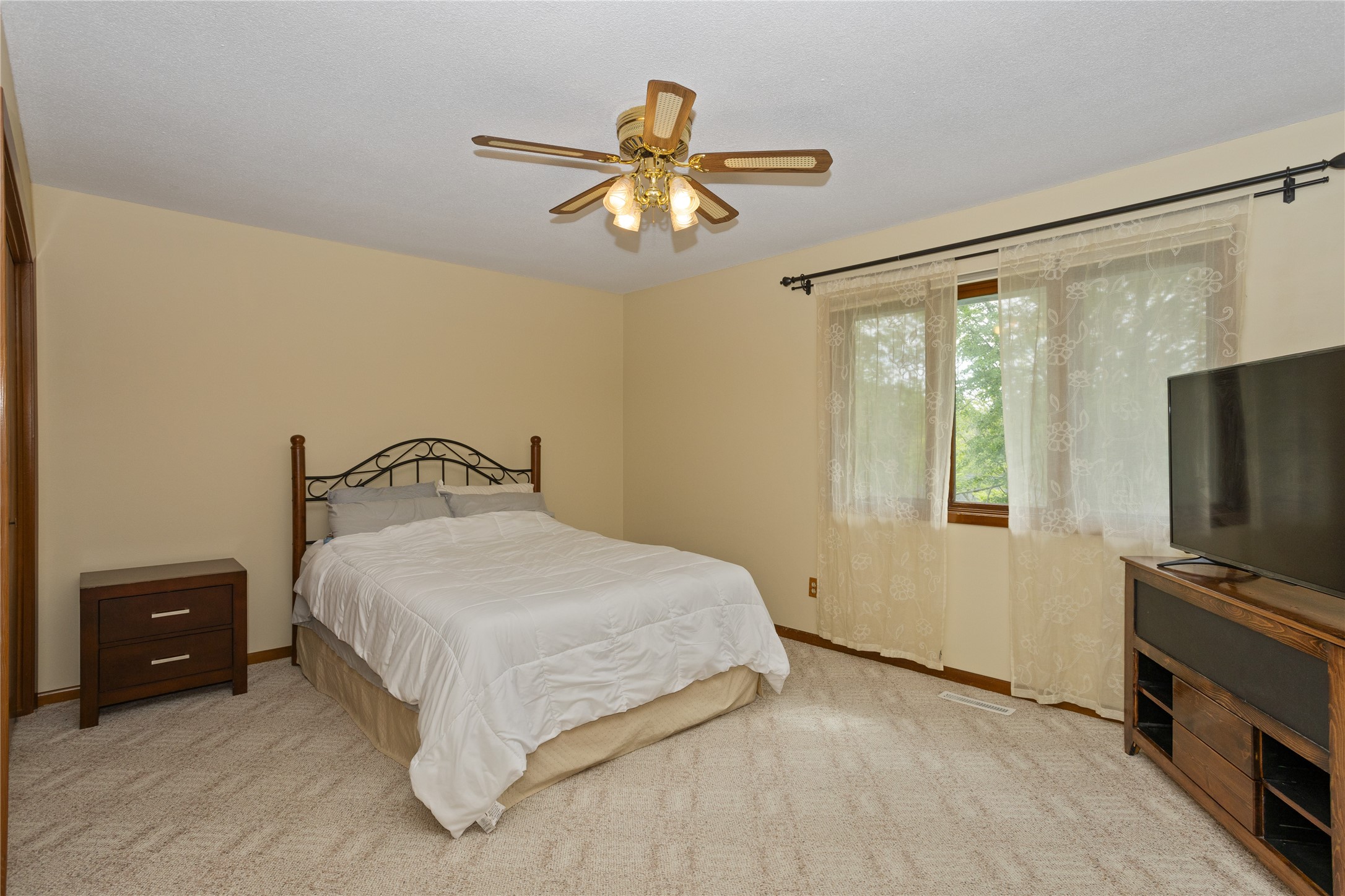 1679 NW 99th Street