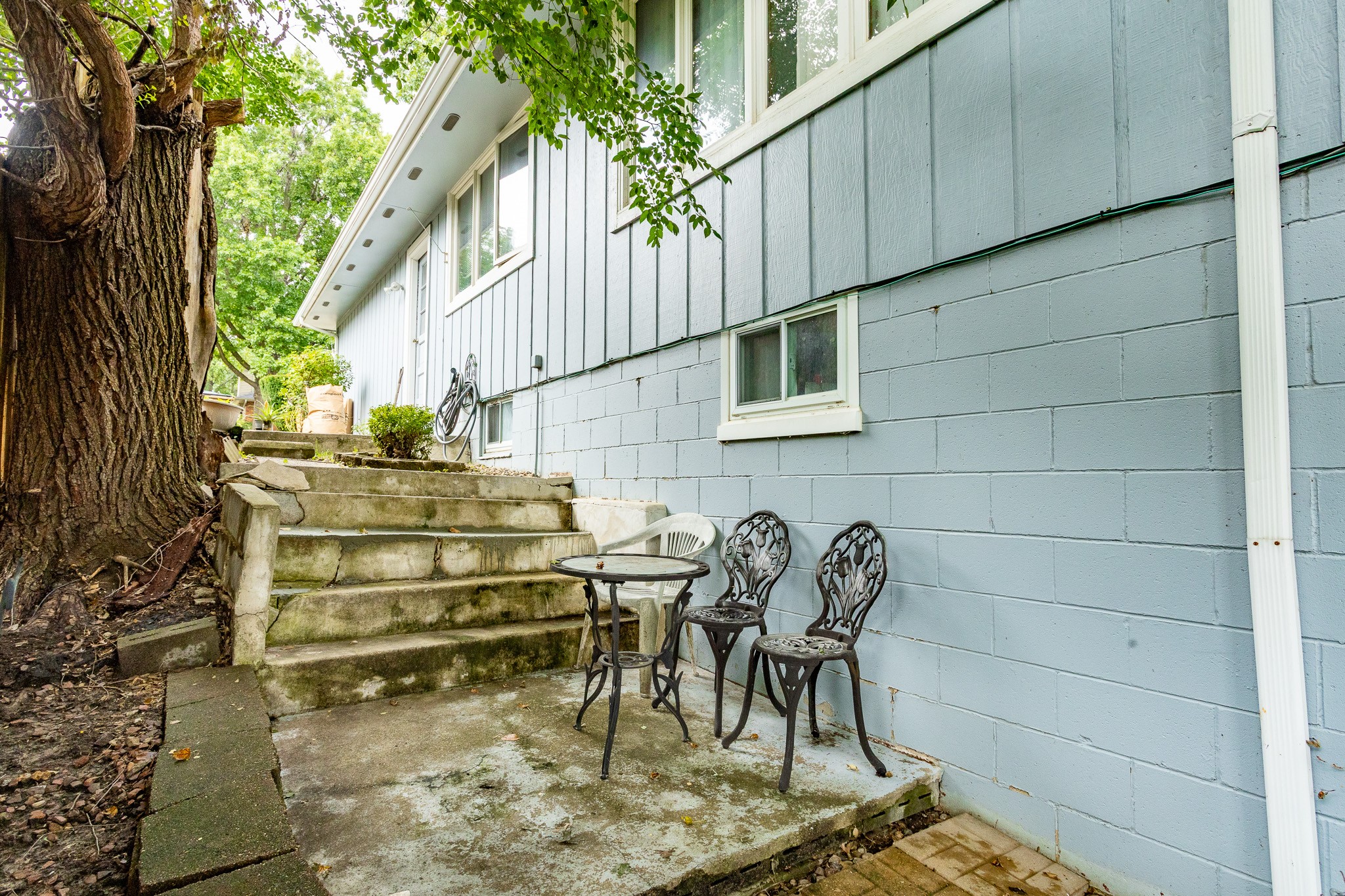 1679 NW 99th Street