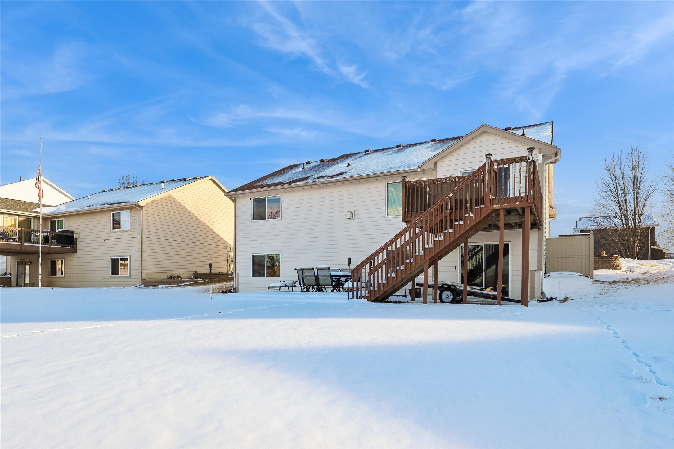 2818 E Kenyon Avenue