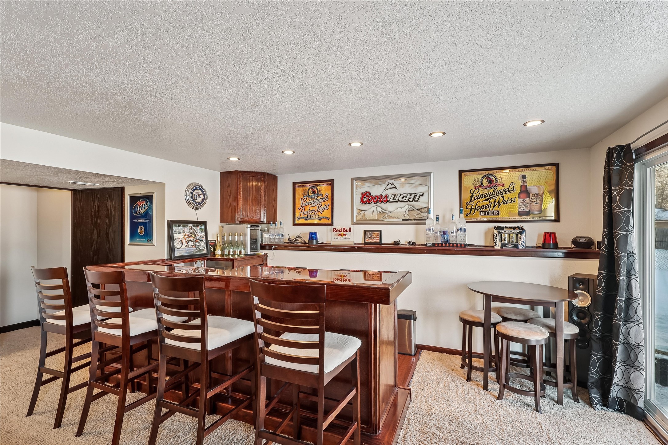 2818 E Kenyon Avenue