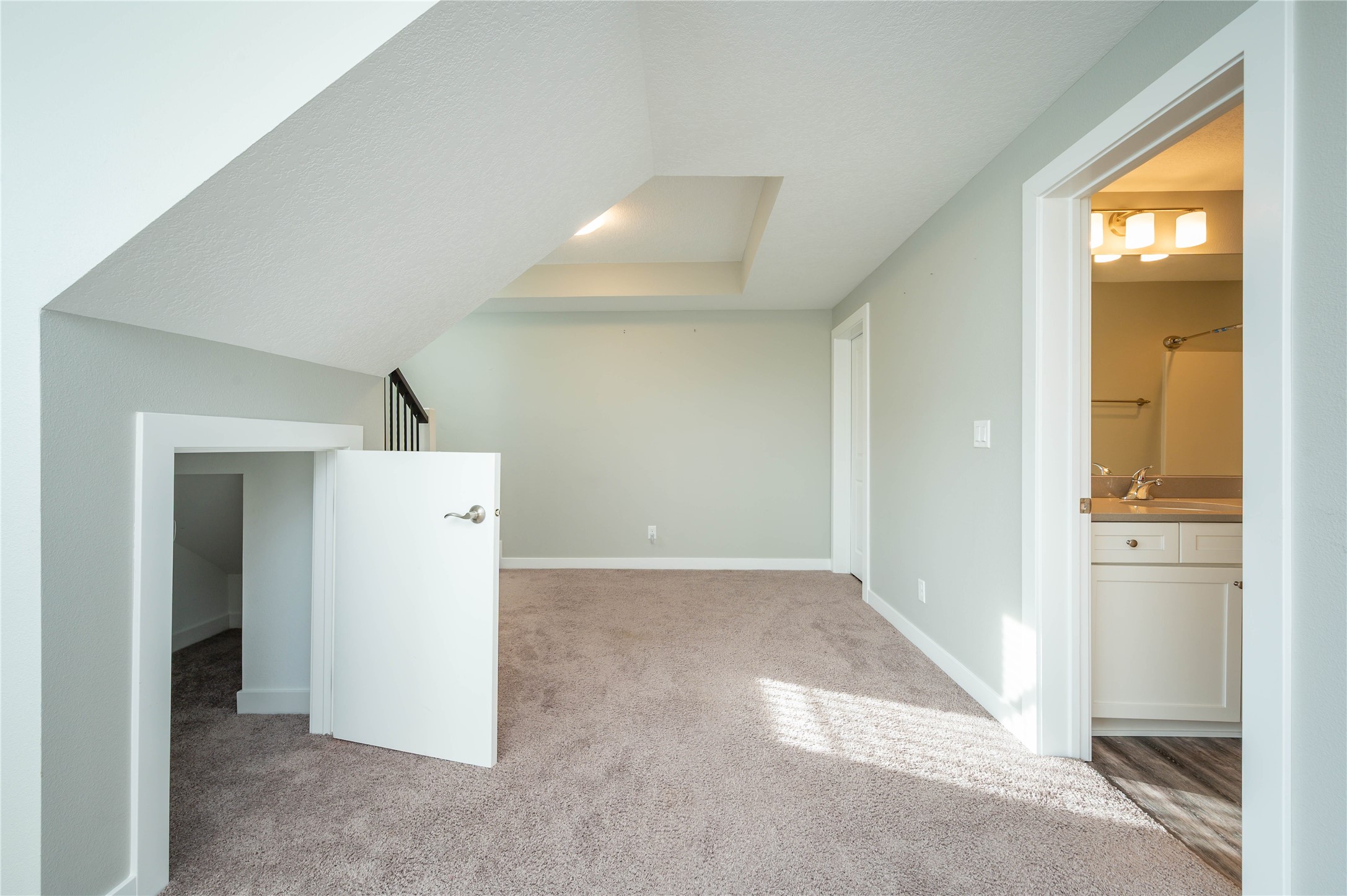 1405 NE Mocking Bird Lane